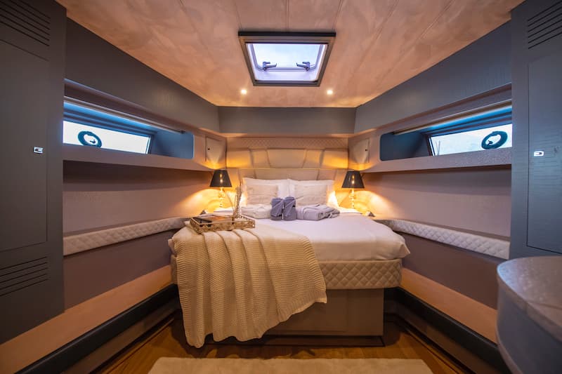 Motoryacht - photo 16