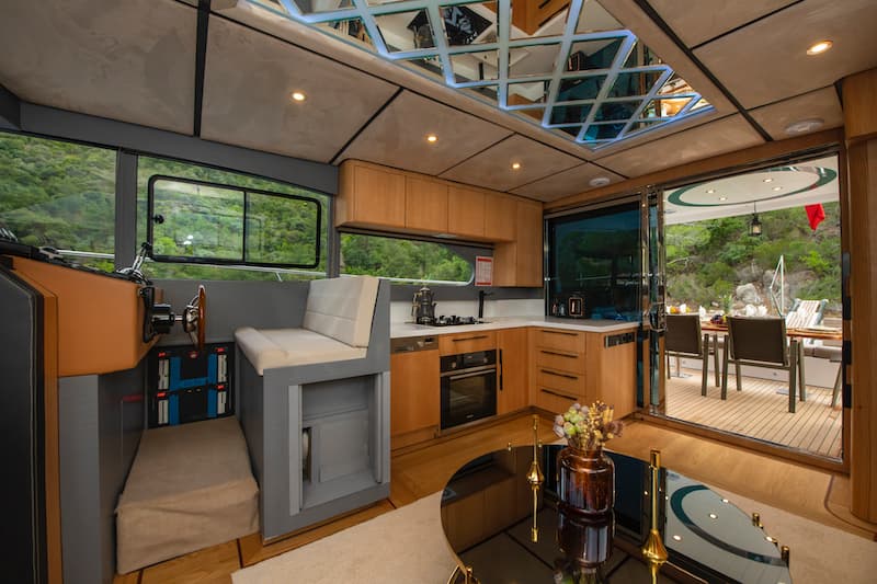 Motoryacht - photo 18