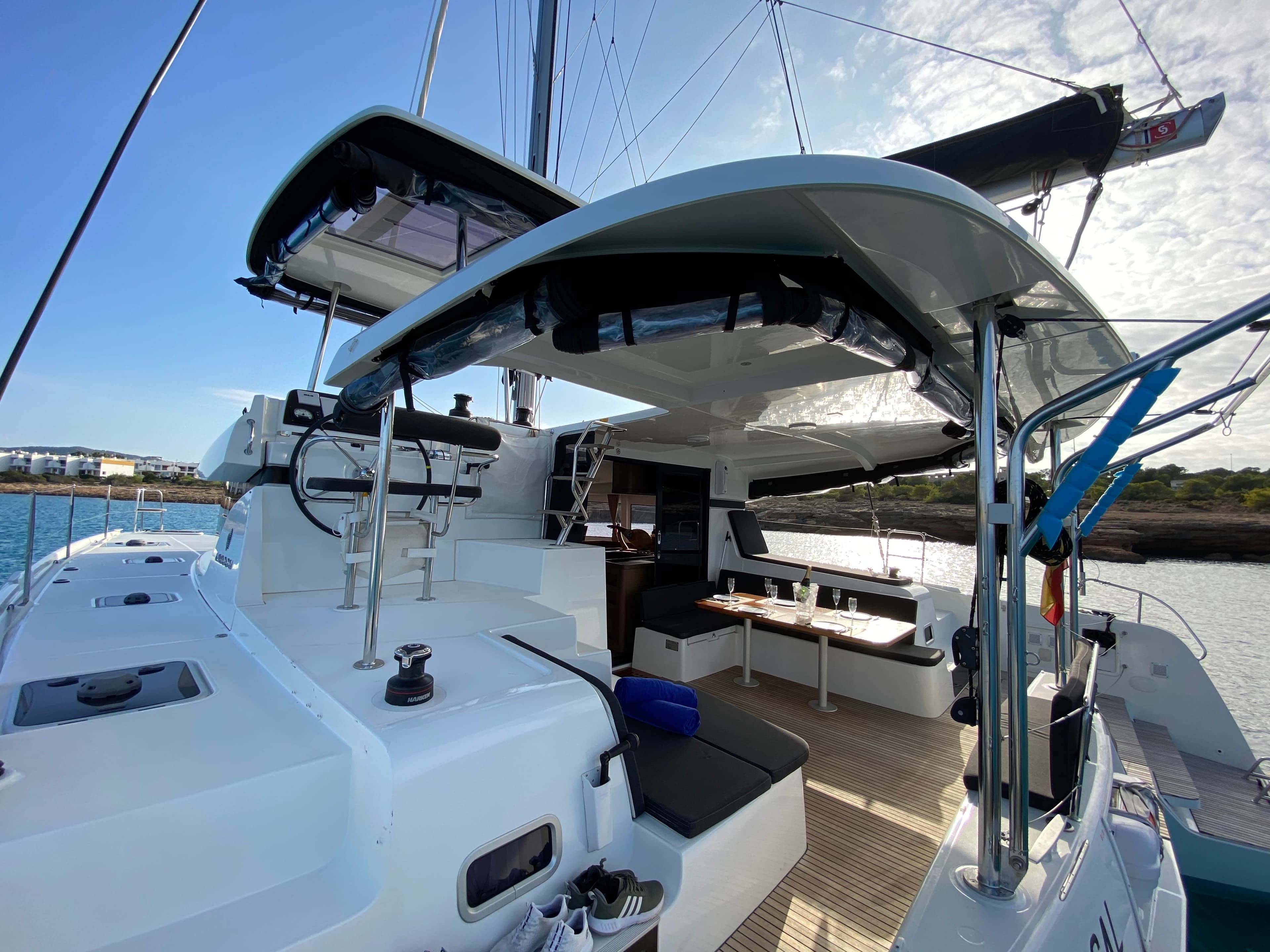 Lagoon 42 - photo 11