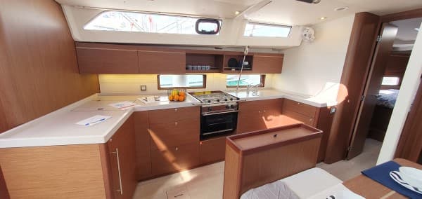 Oceanis 46.1 - photo 6