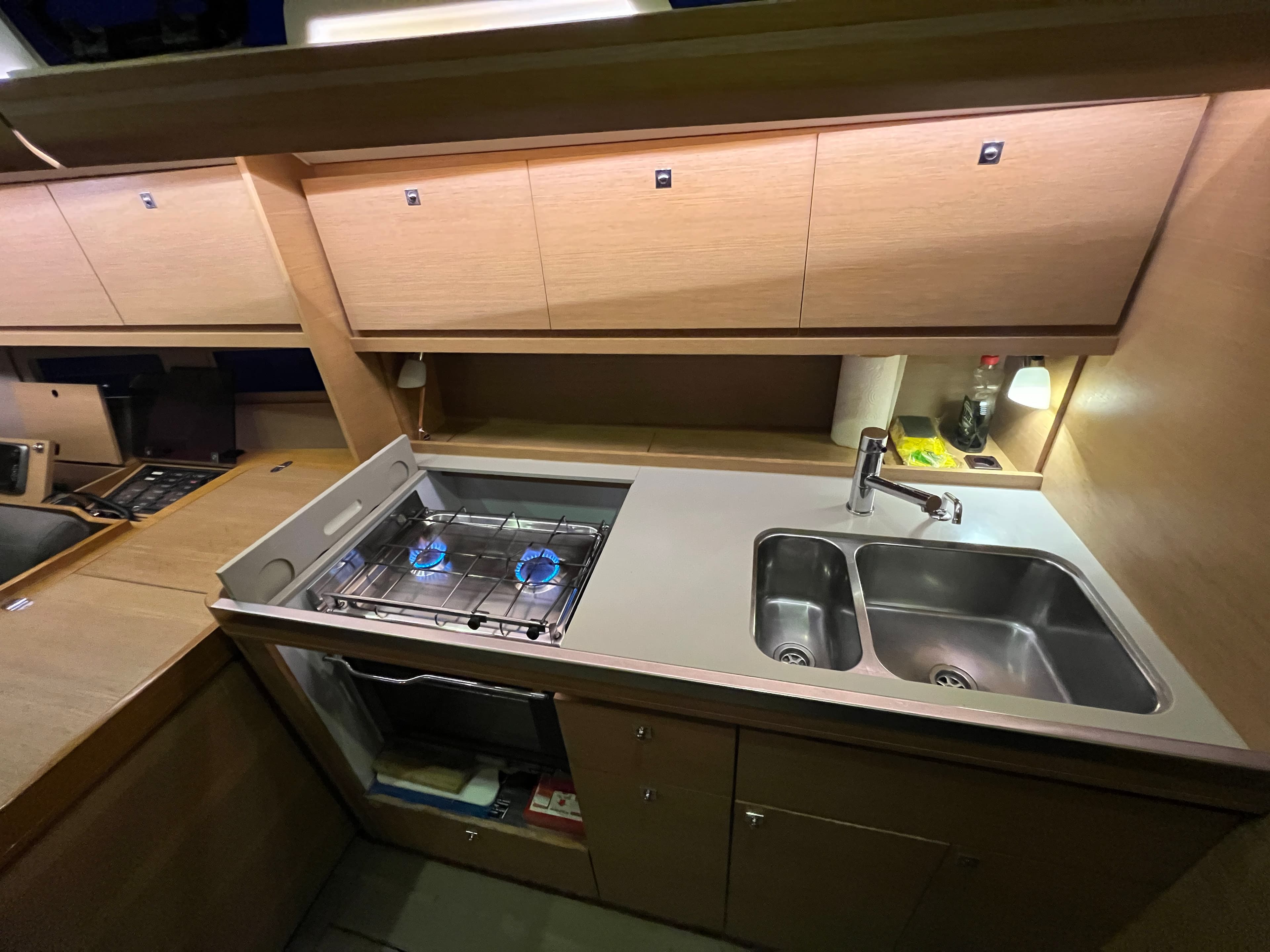 Dufour 410 Grand Large - photo 4