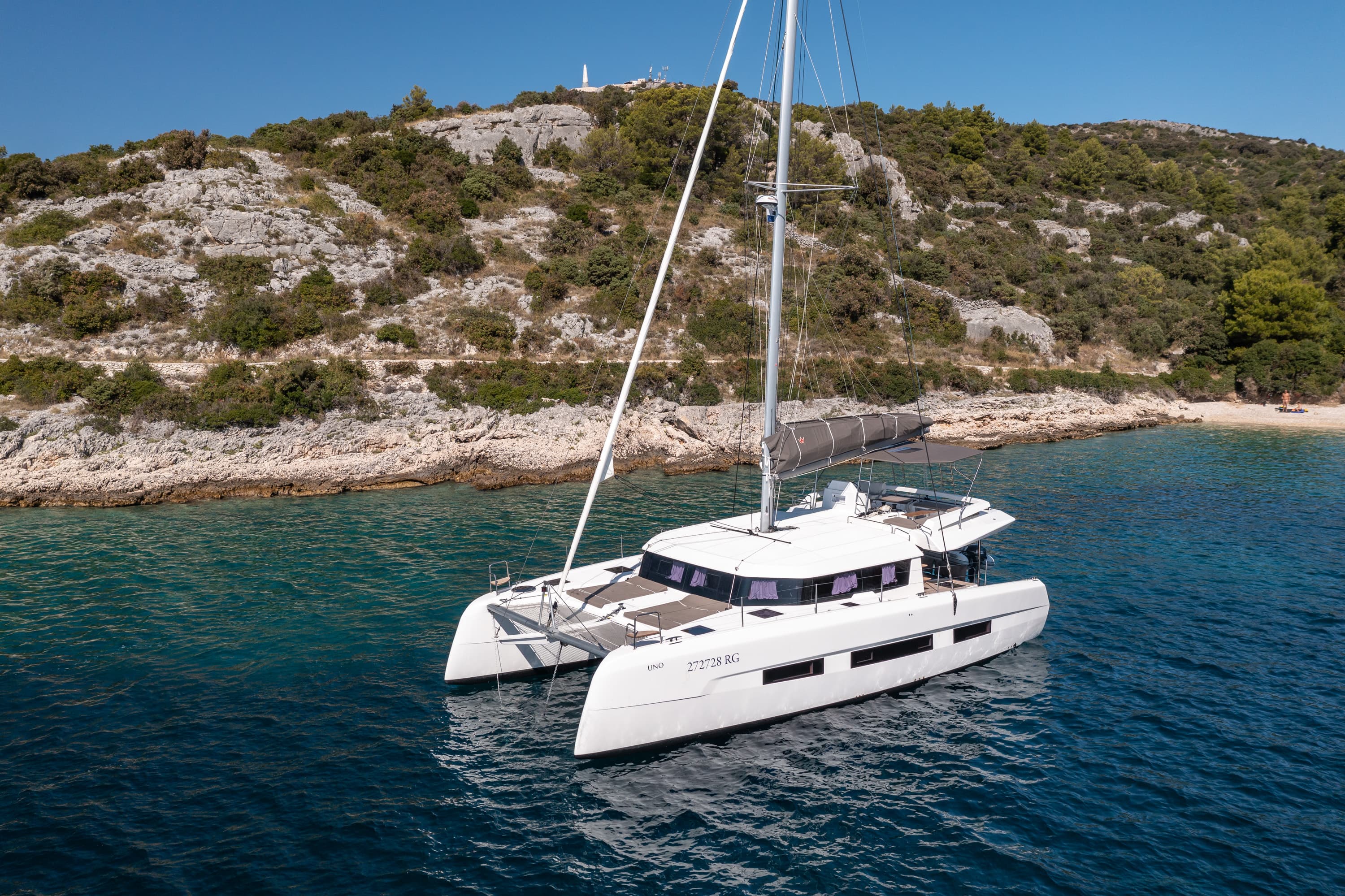 Dufour Catamaran 48 - photo 16