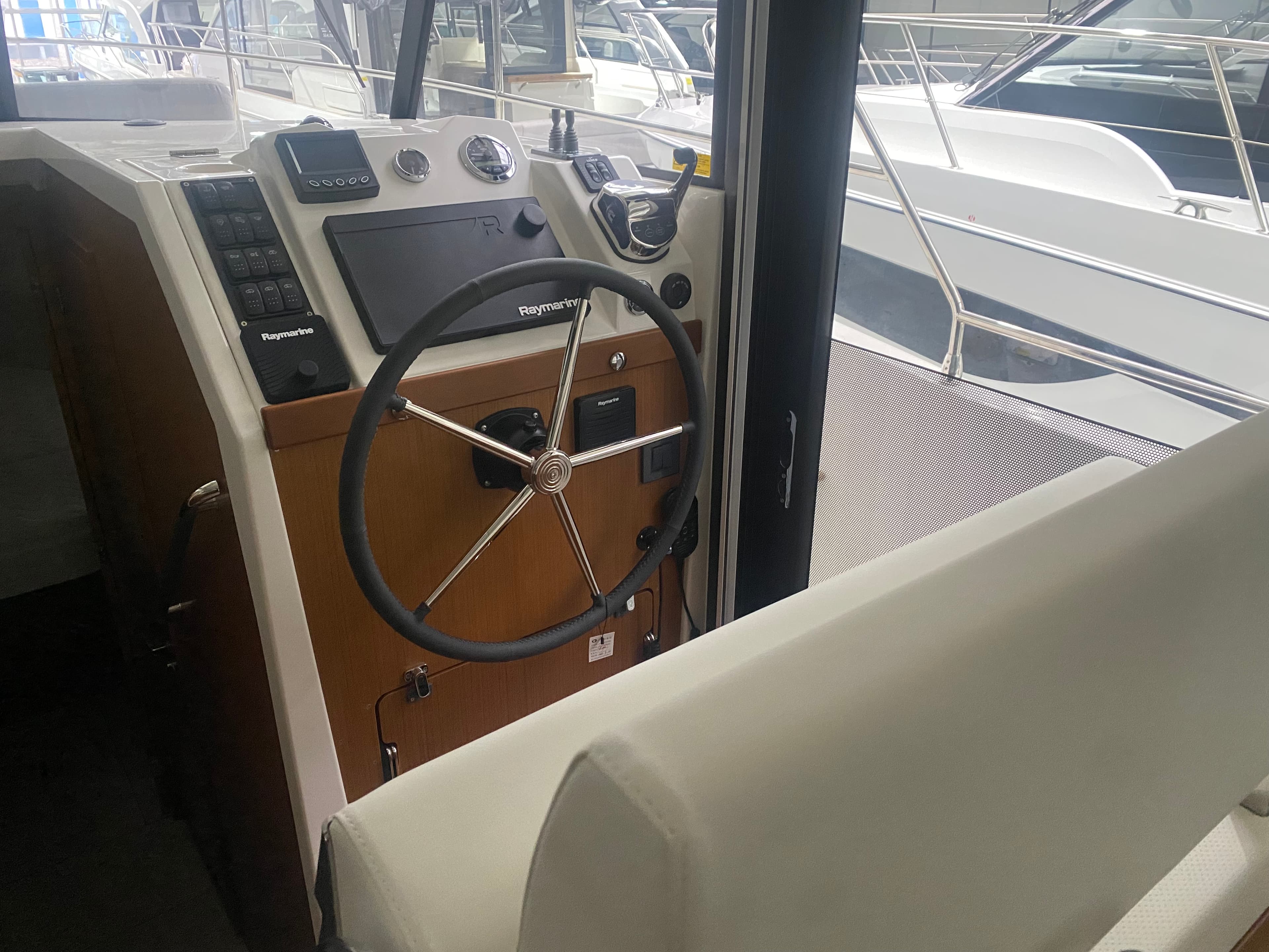 Swift Trawler 35 - photo 6