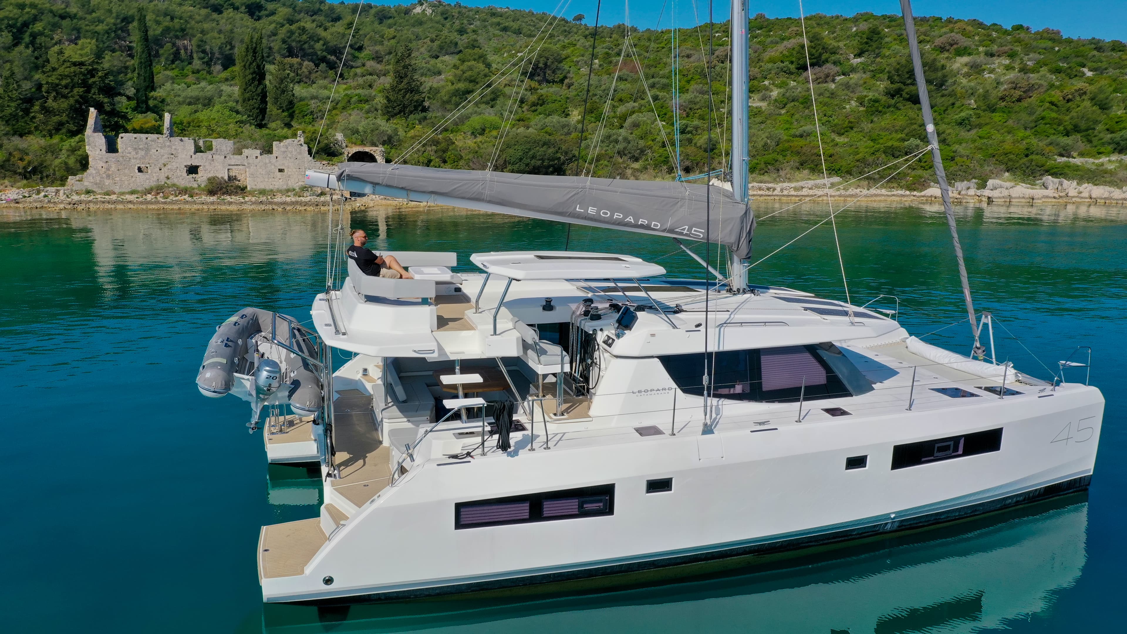 Leopard 45 - photo 49