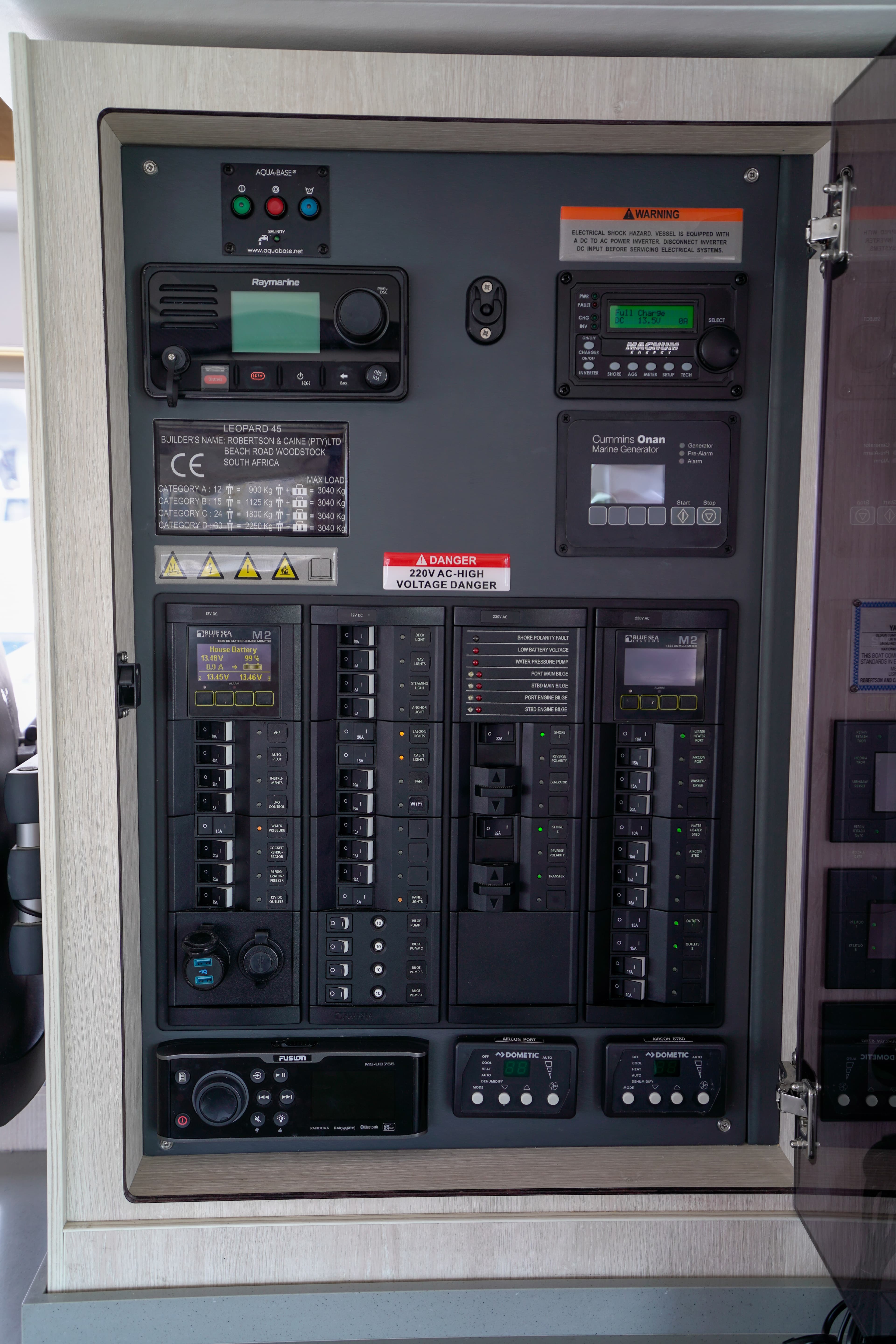 Leopard 45 - photo 8