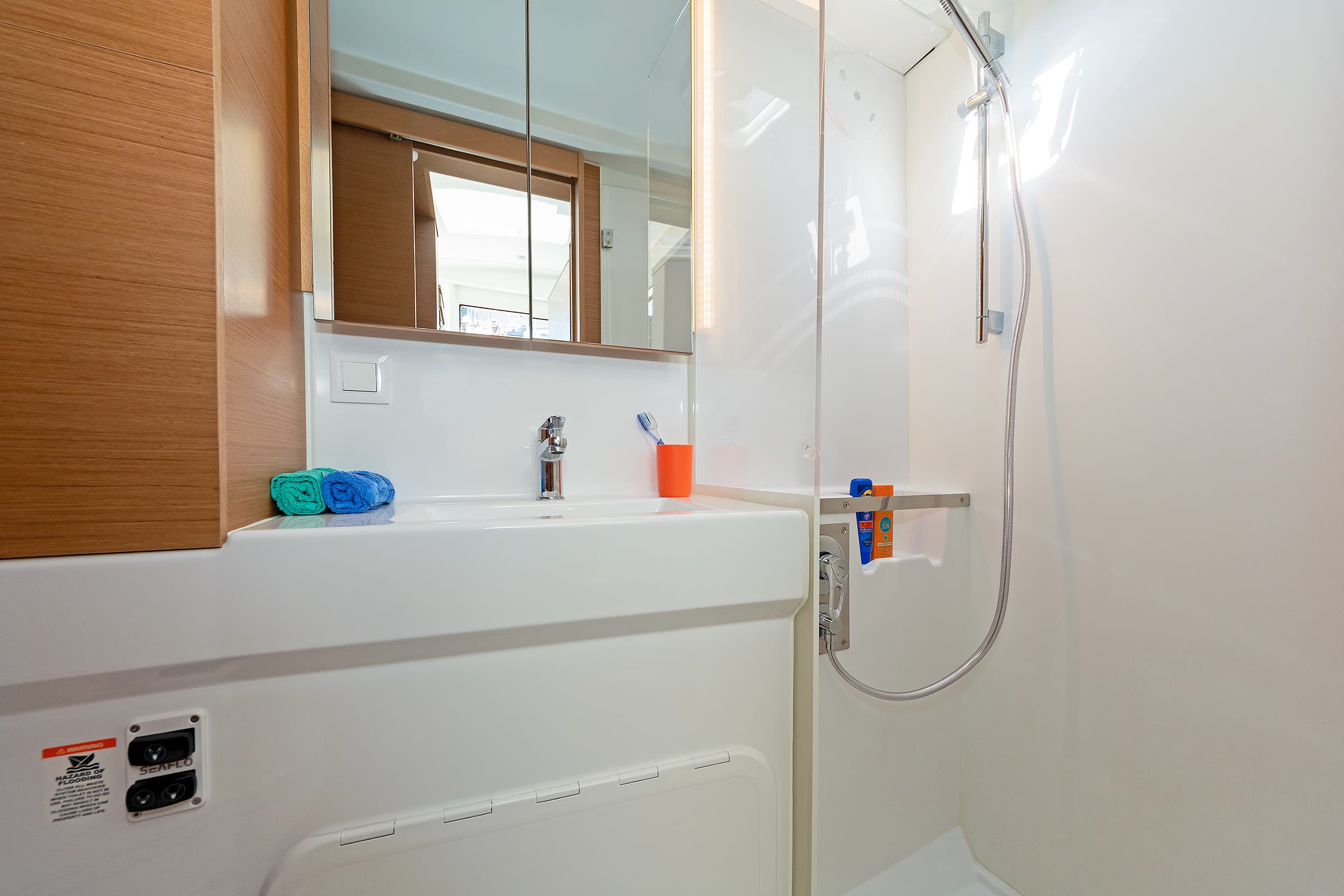 Excess 11 - photo 13