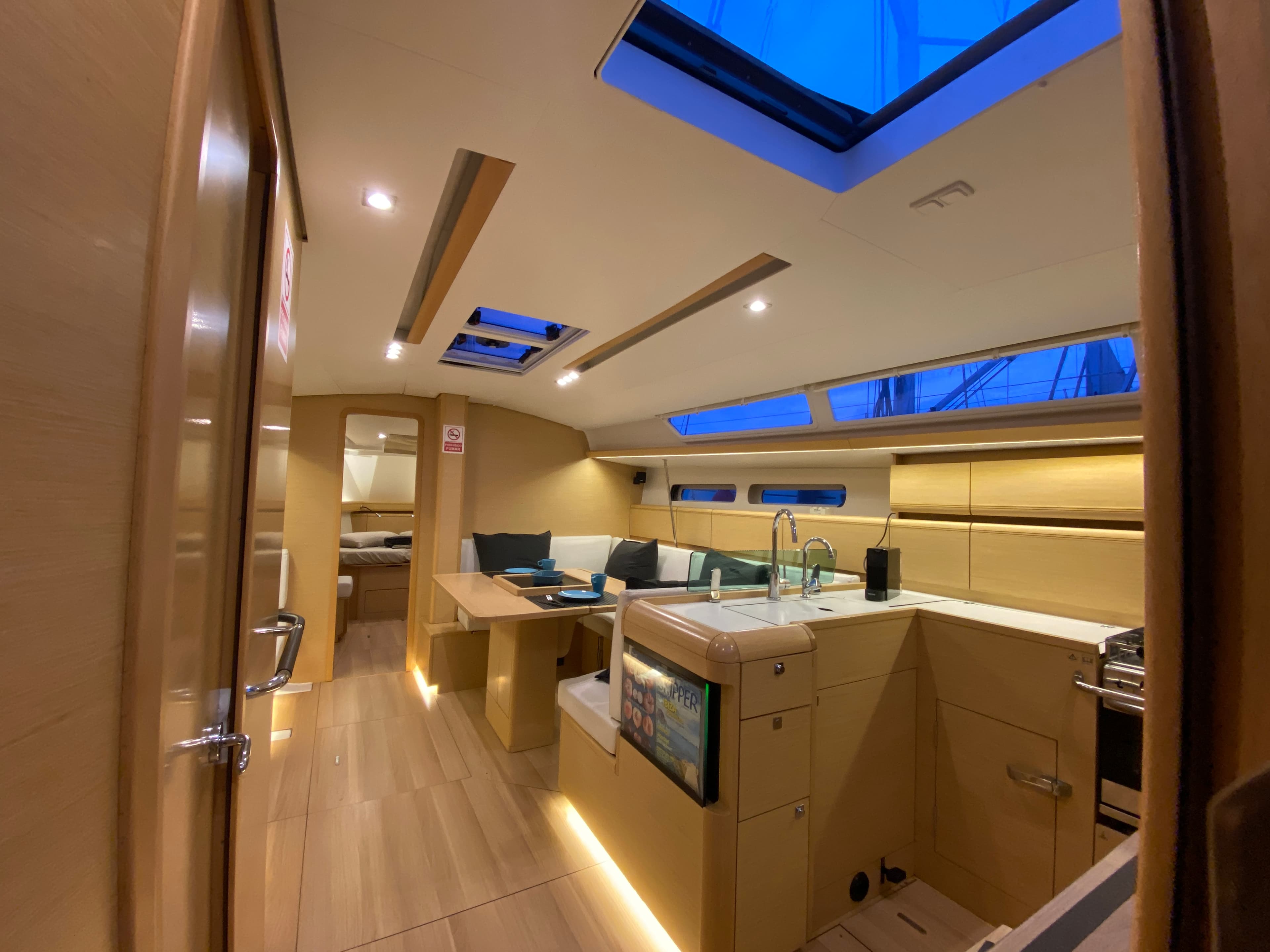 Sun Odyssey 449 - photo 7