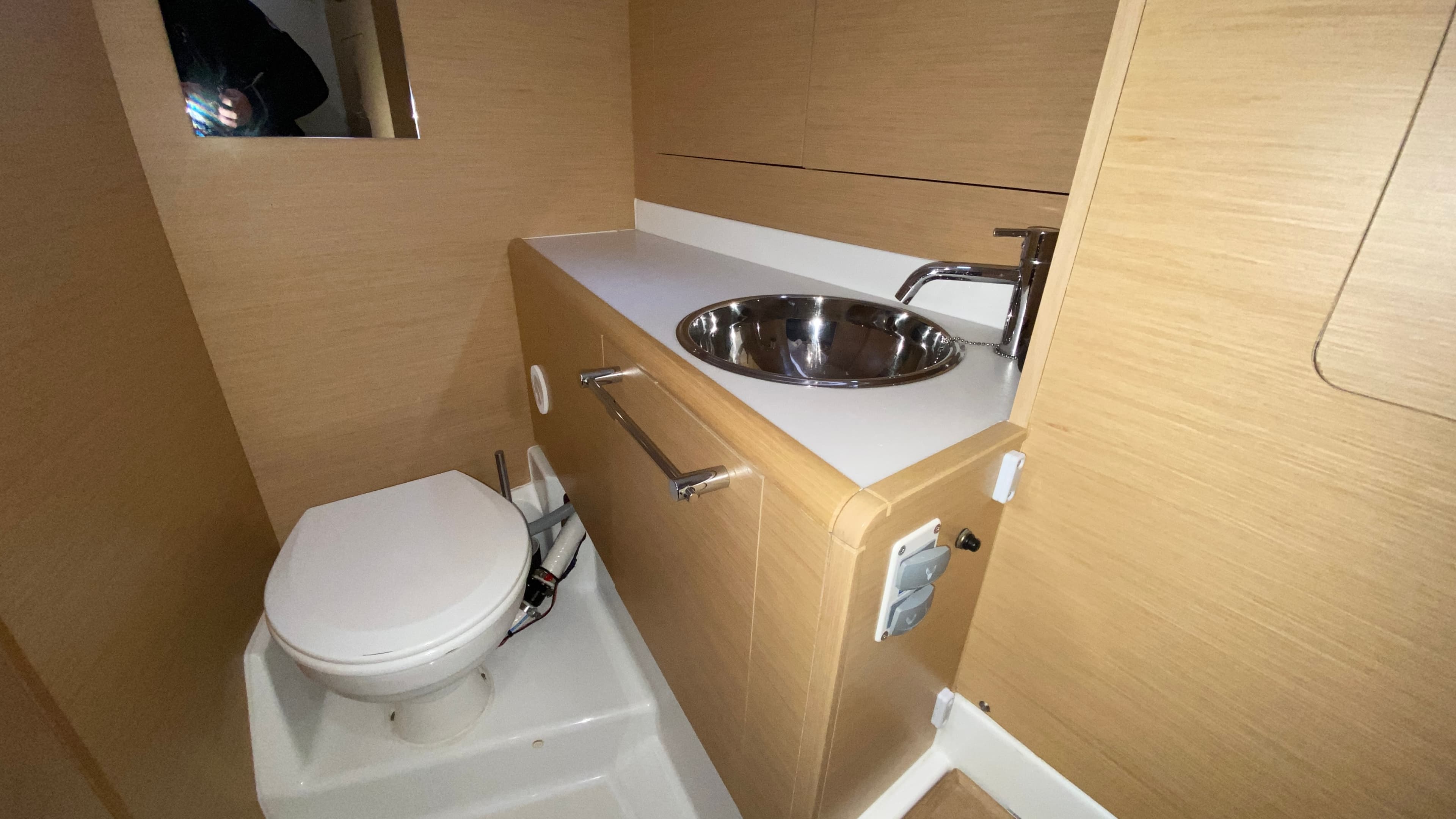 Sun Odyssey 449 - photo 9