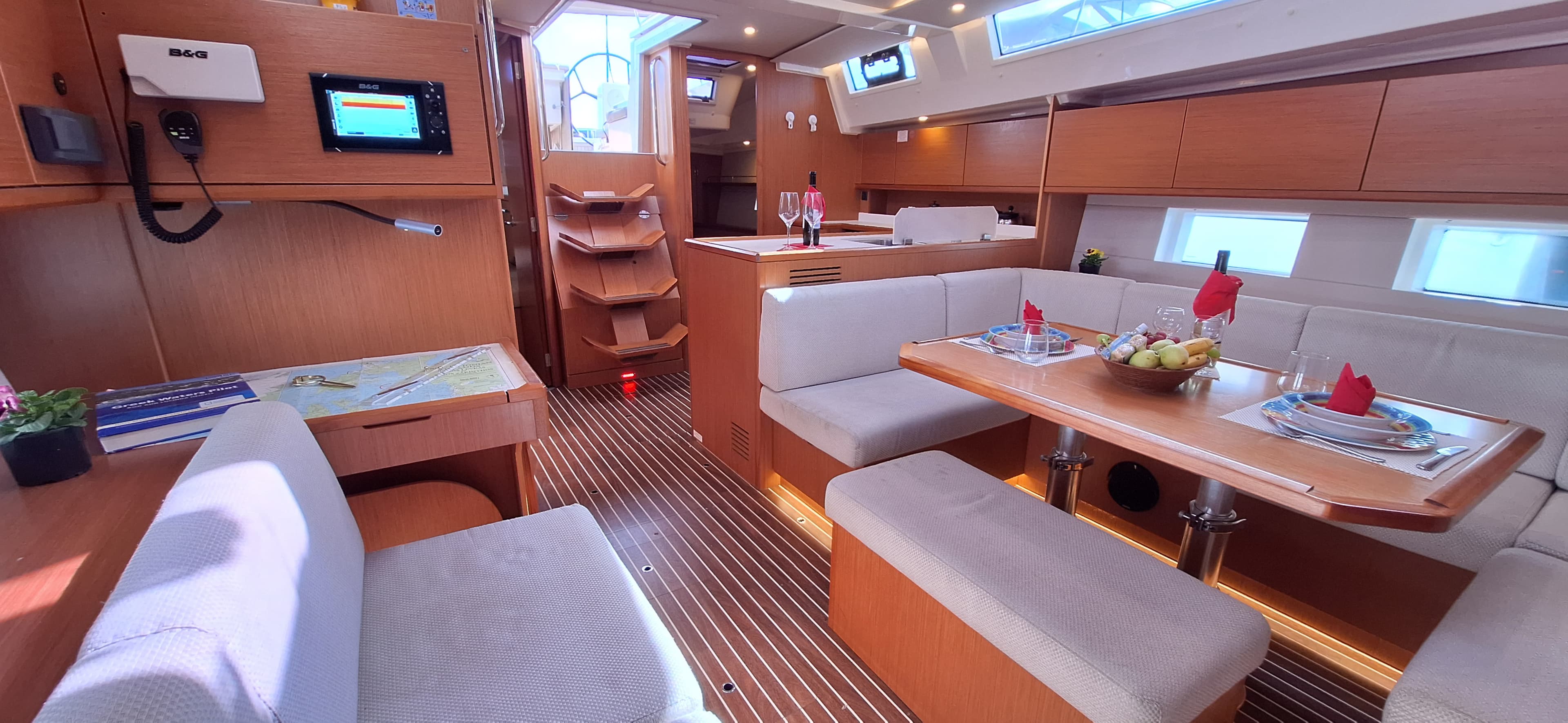 Bavaria C45 - photo 9