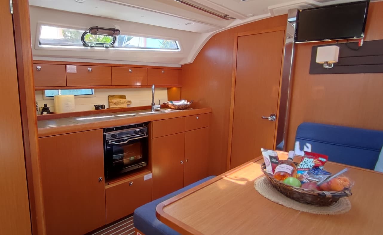 Bavaria 41 Cruiser - photo 5