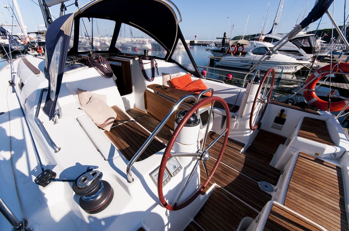 Sun Odyssey 39i - photo 5