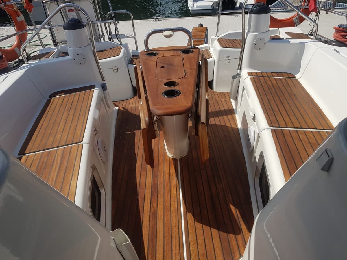 Sun Odyssey 39i - photo 6