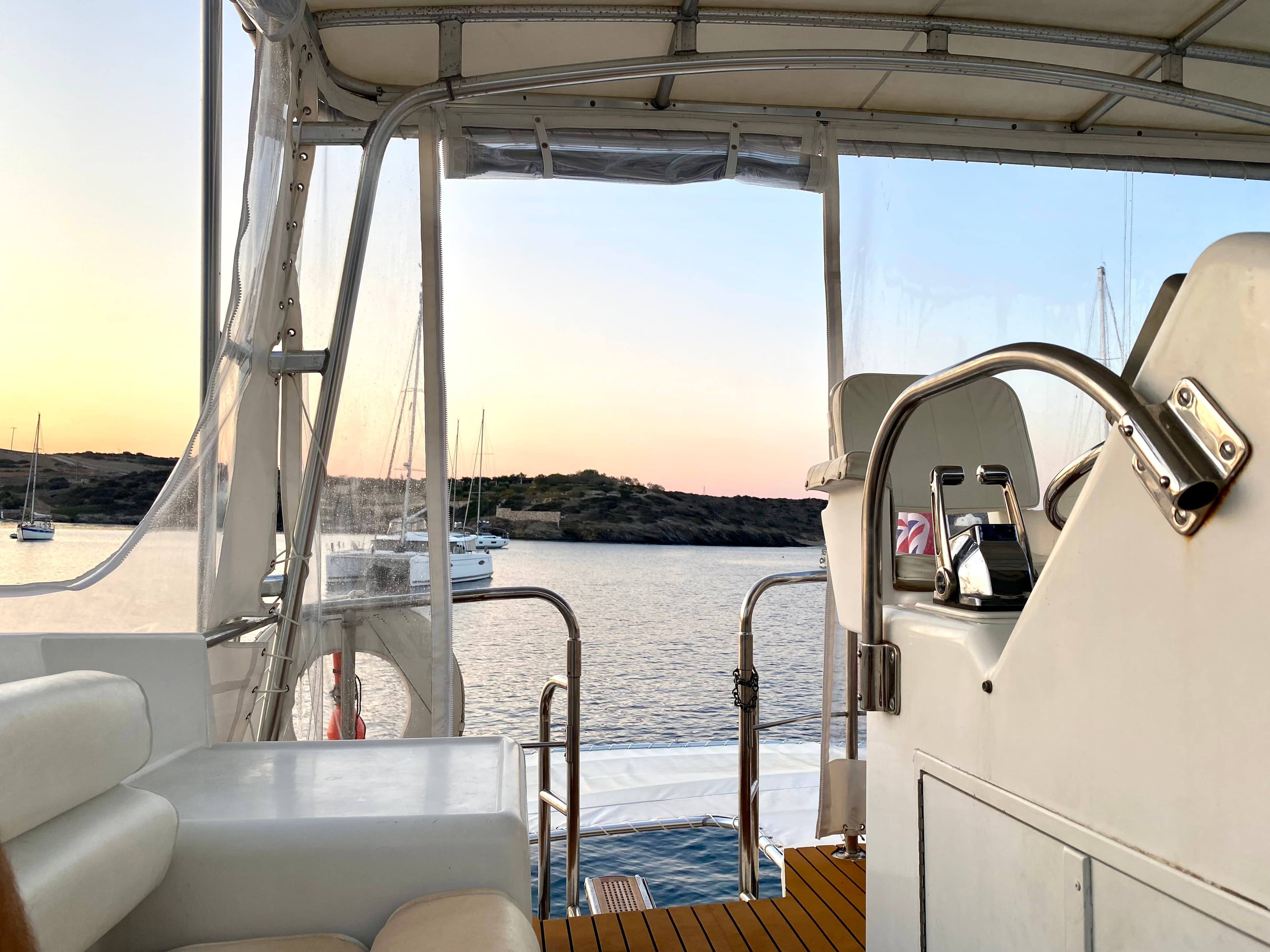 Hatteras 50 Convertible - photo 5