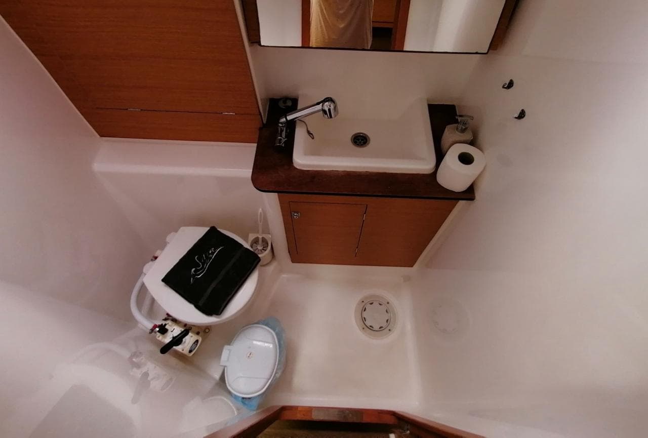 Dufour 460 - photo 14