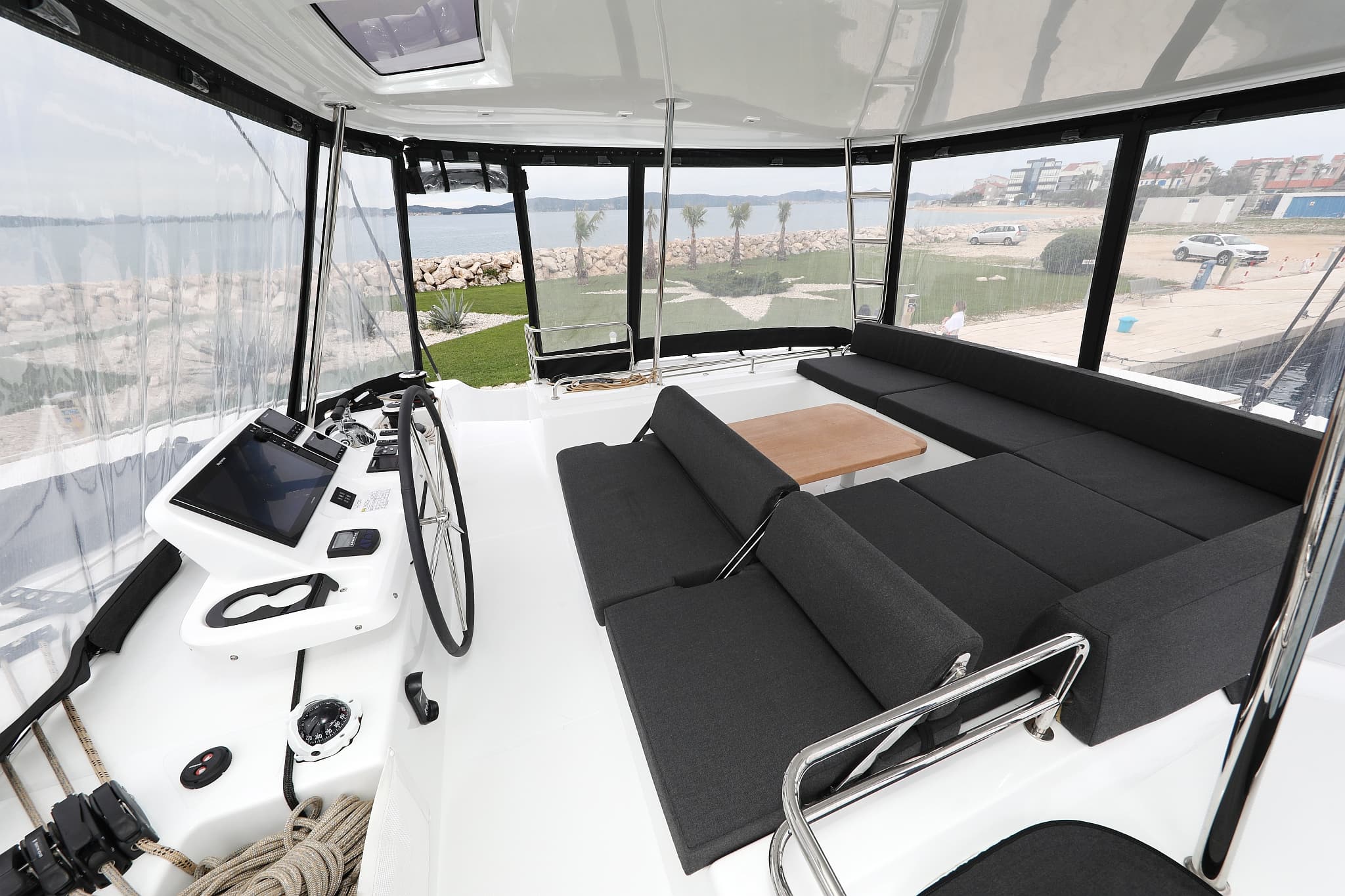 Lagoon 51 - photo 83