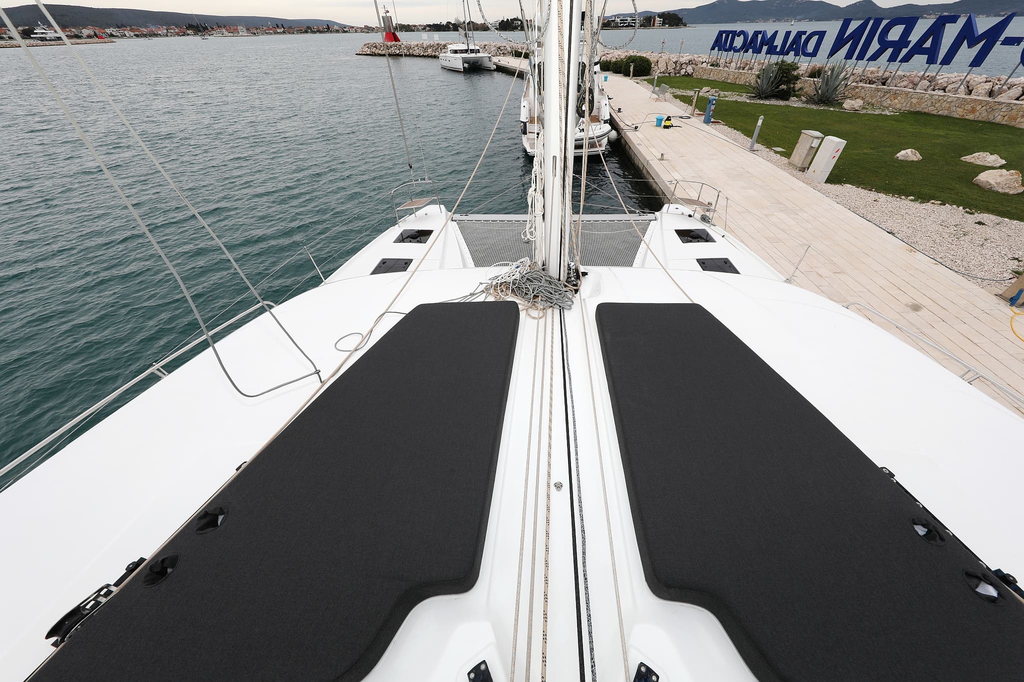 Lagoon 51 - photo 88