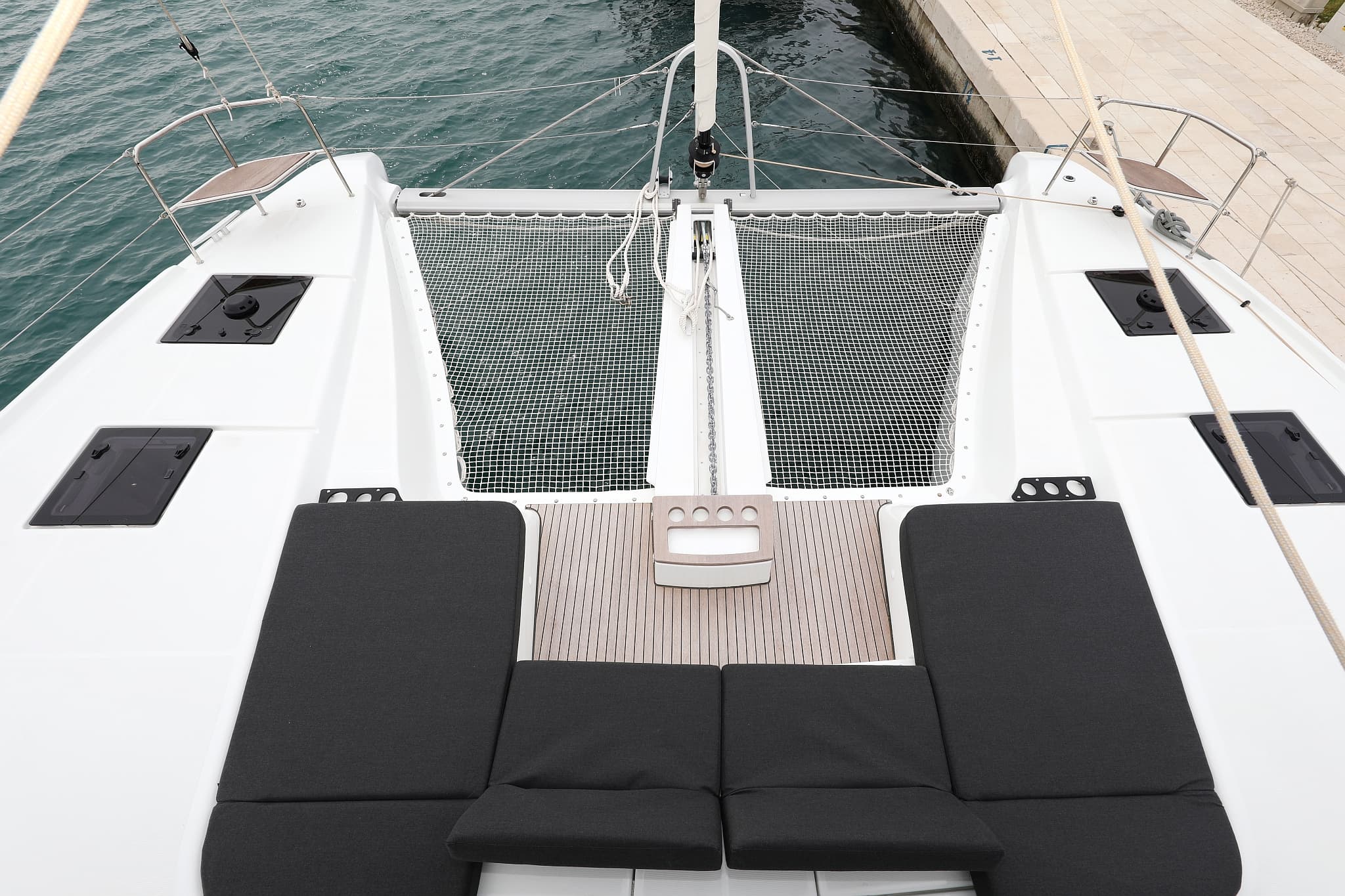 Lagoon 51 - photo 15