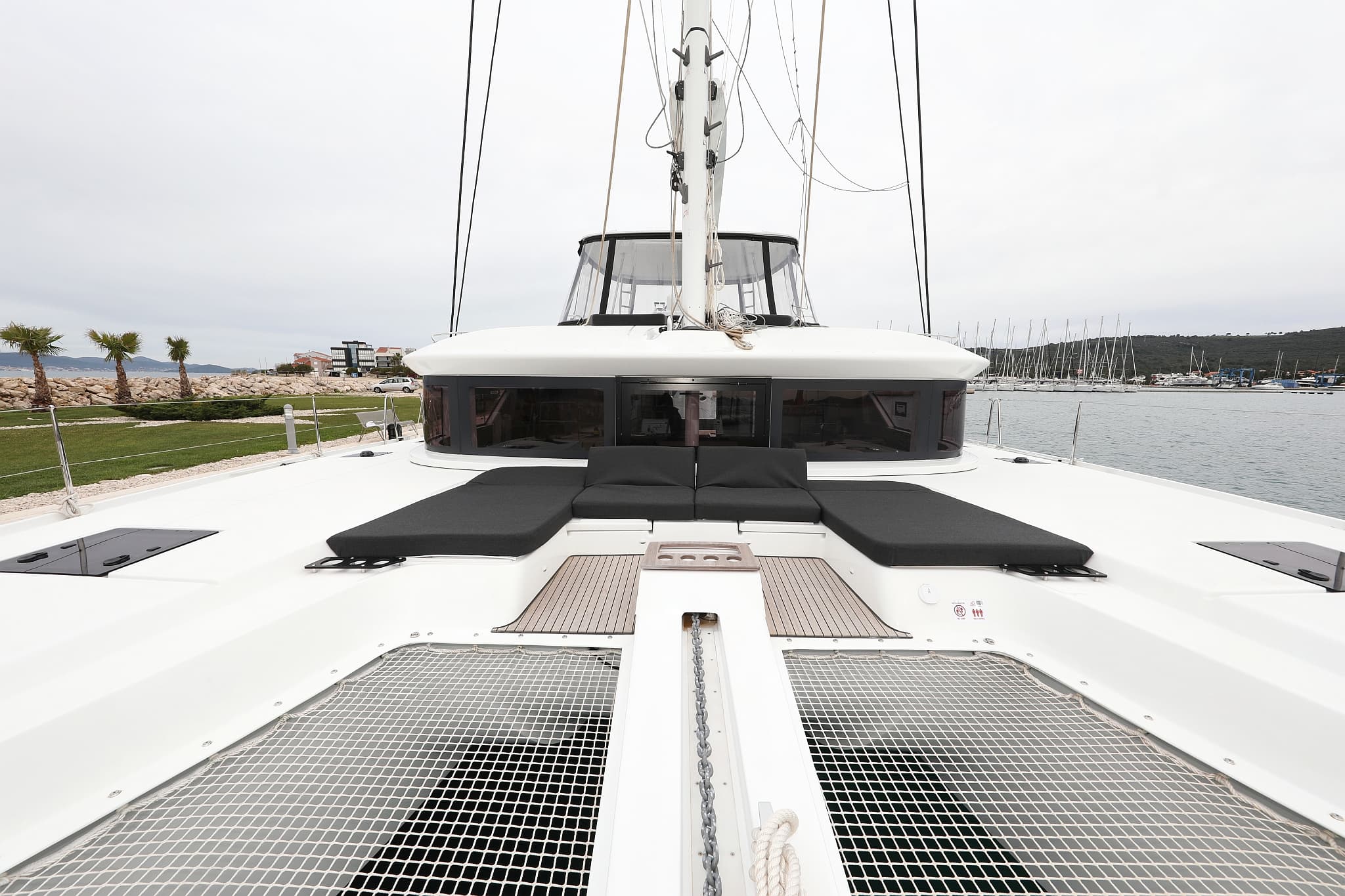 Lagoon 51 - photo 17