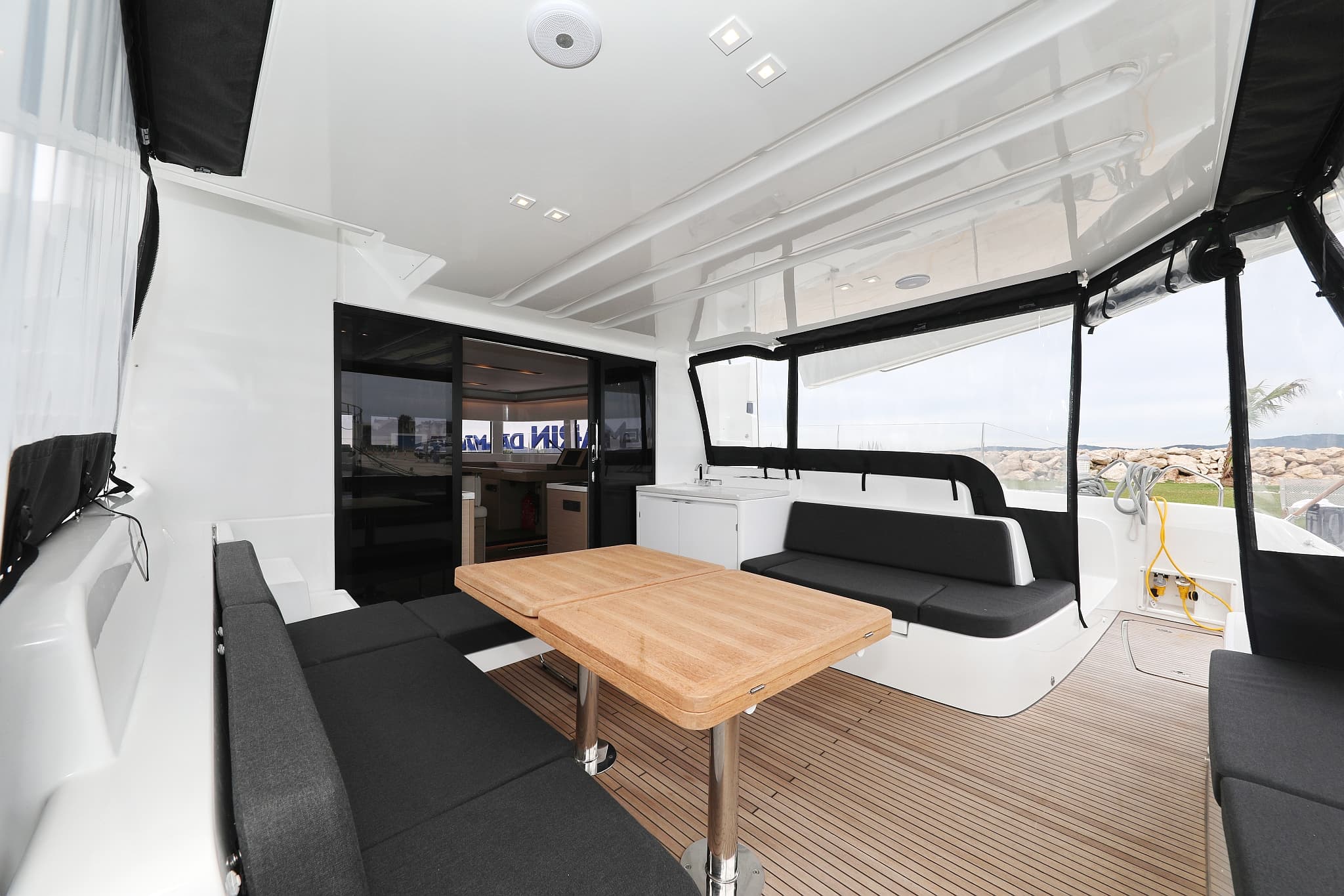 Lagoon 51 - photo 75