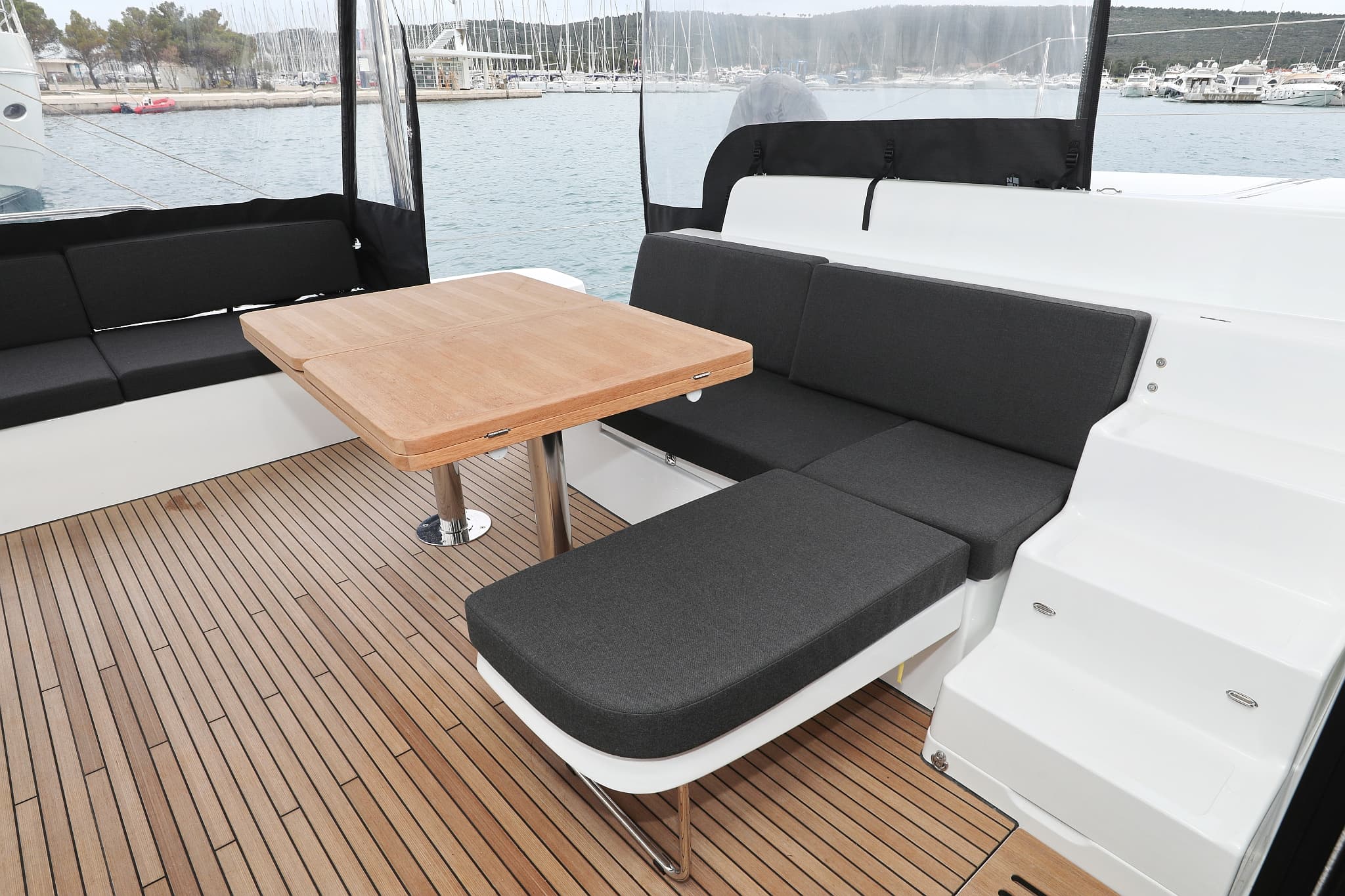 Lagoon 51 - photo 82