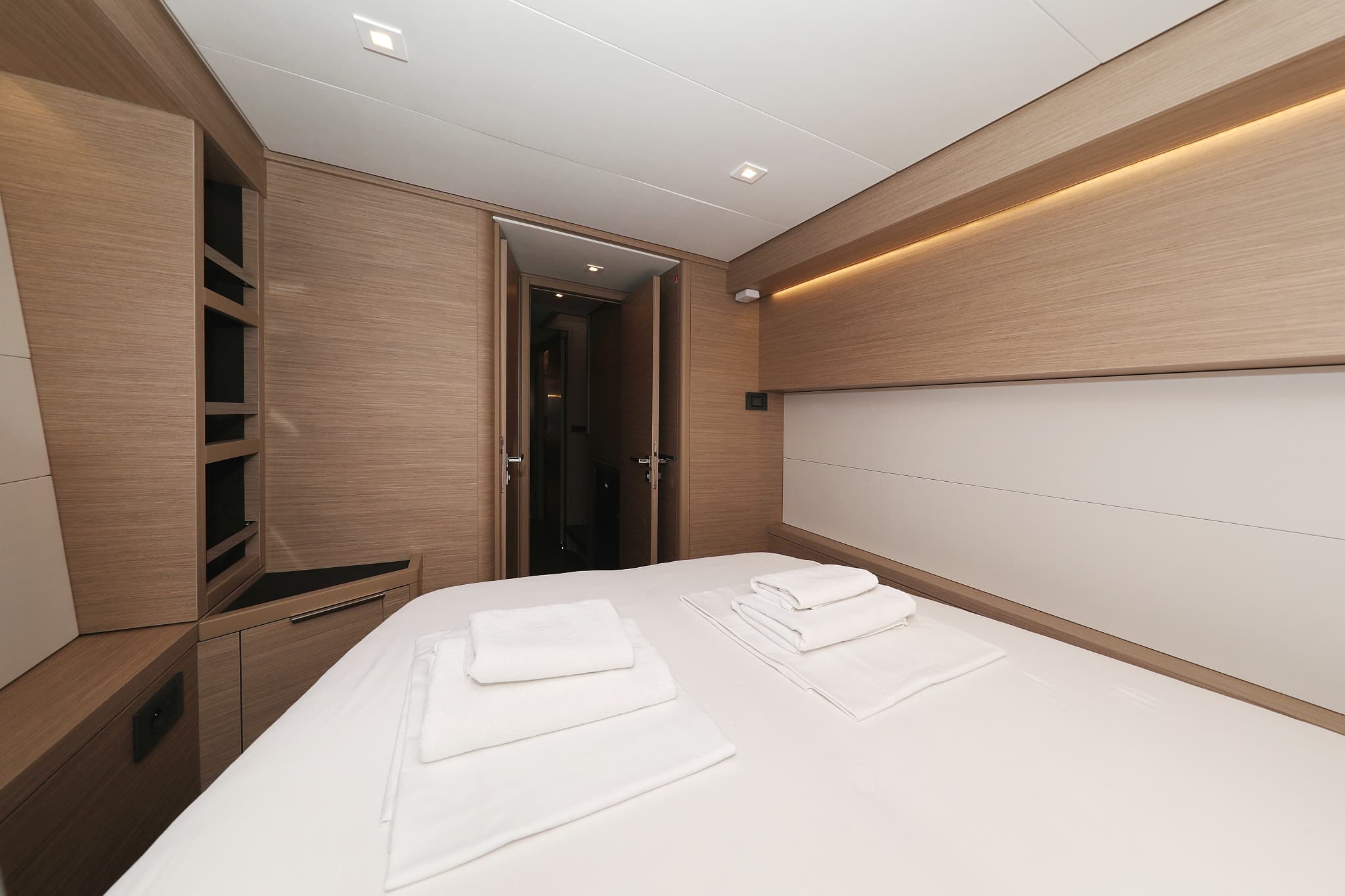 Lagoon 51 - photo 54