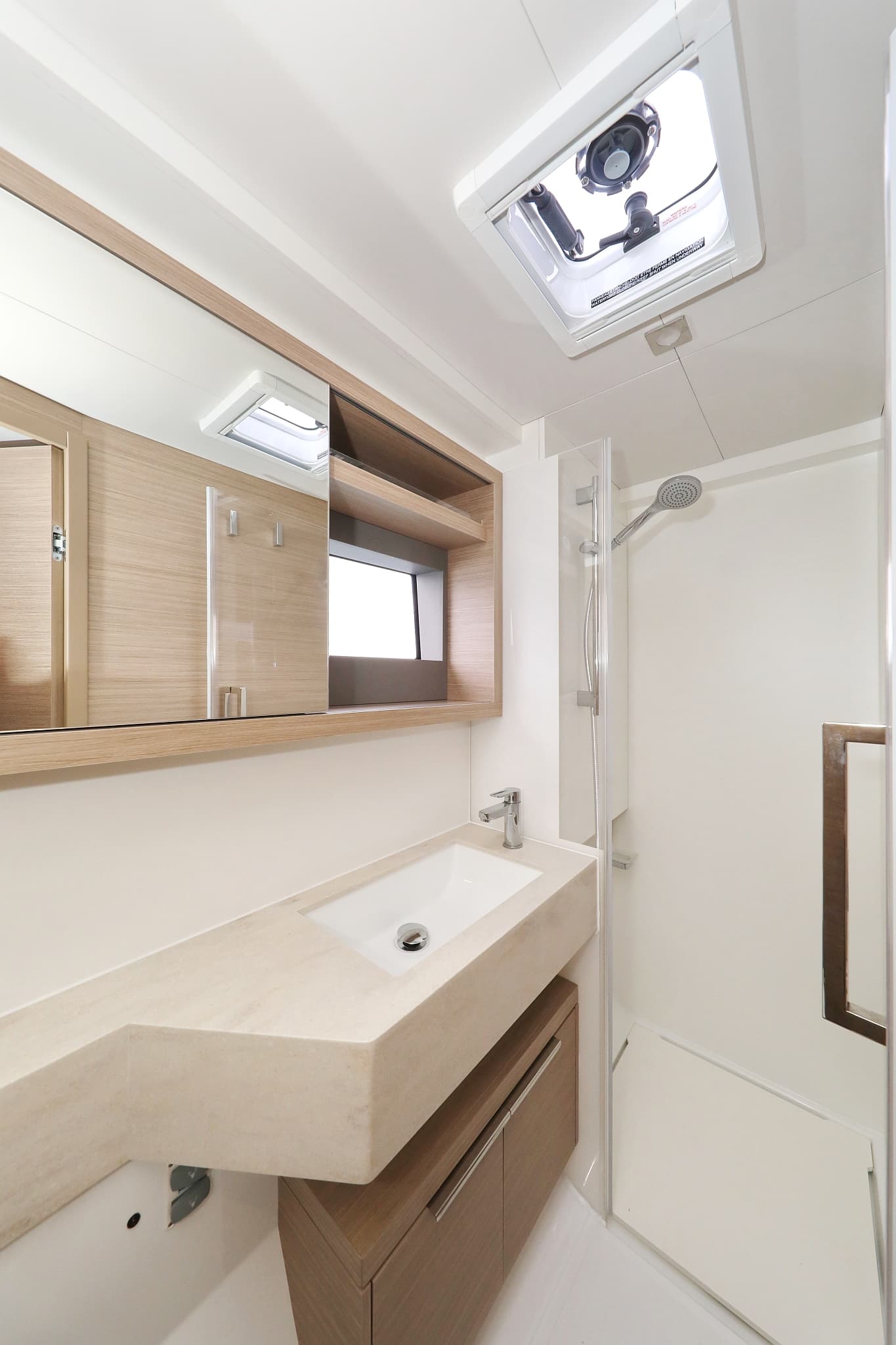 Lagoon 51 - photo 89