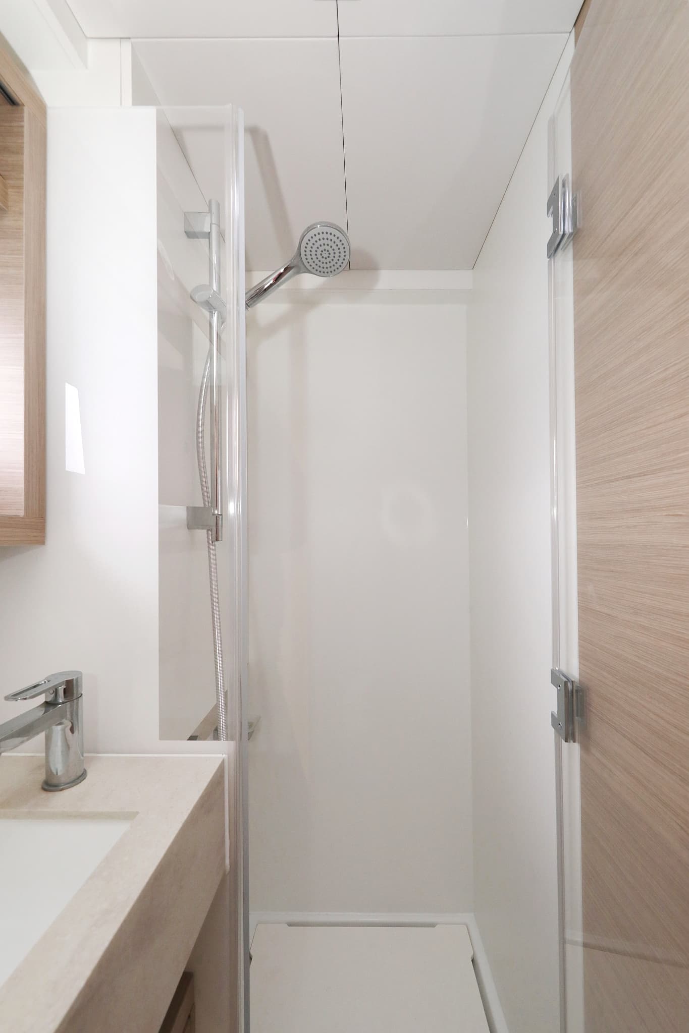 Lagoon 51 - photo 35