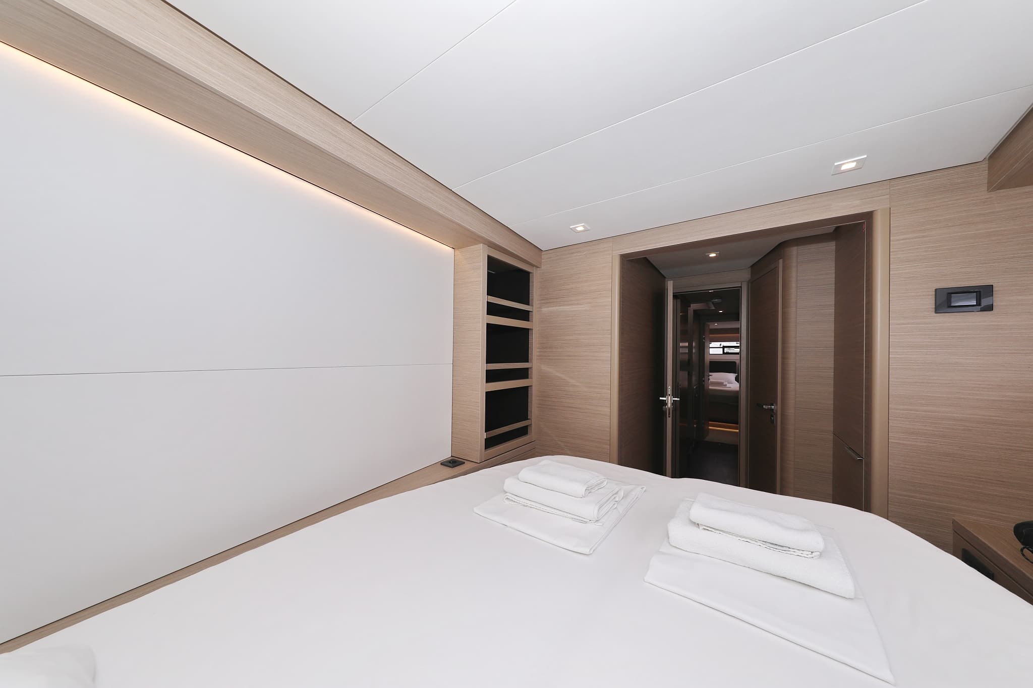 Lagoon 51 - photo 97