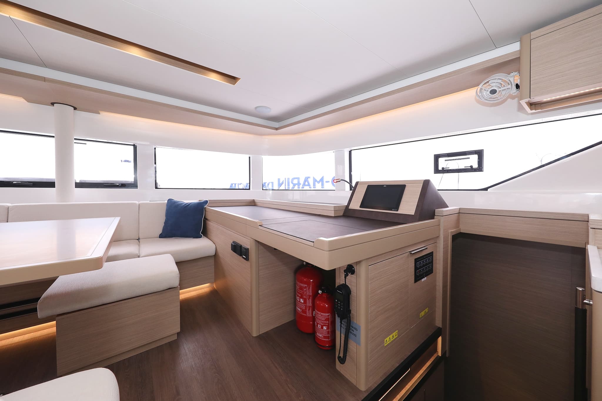 Lagoon 51 - photo 32