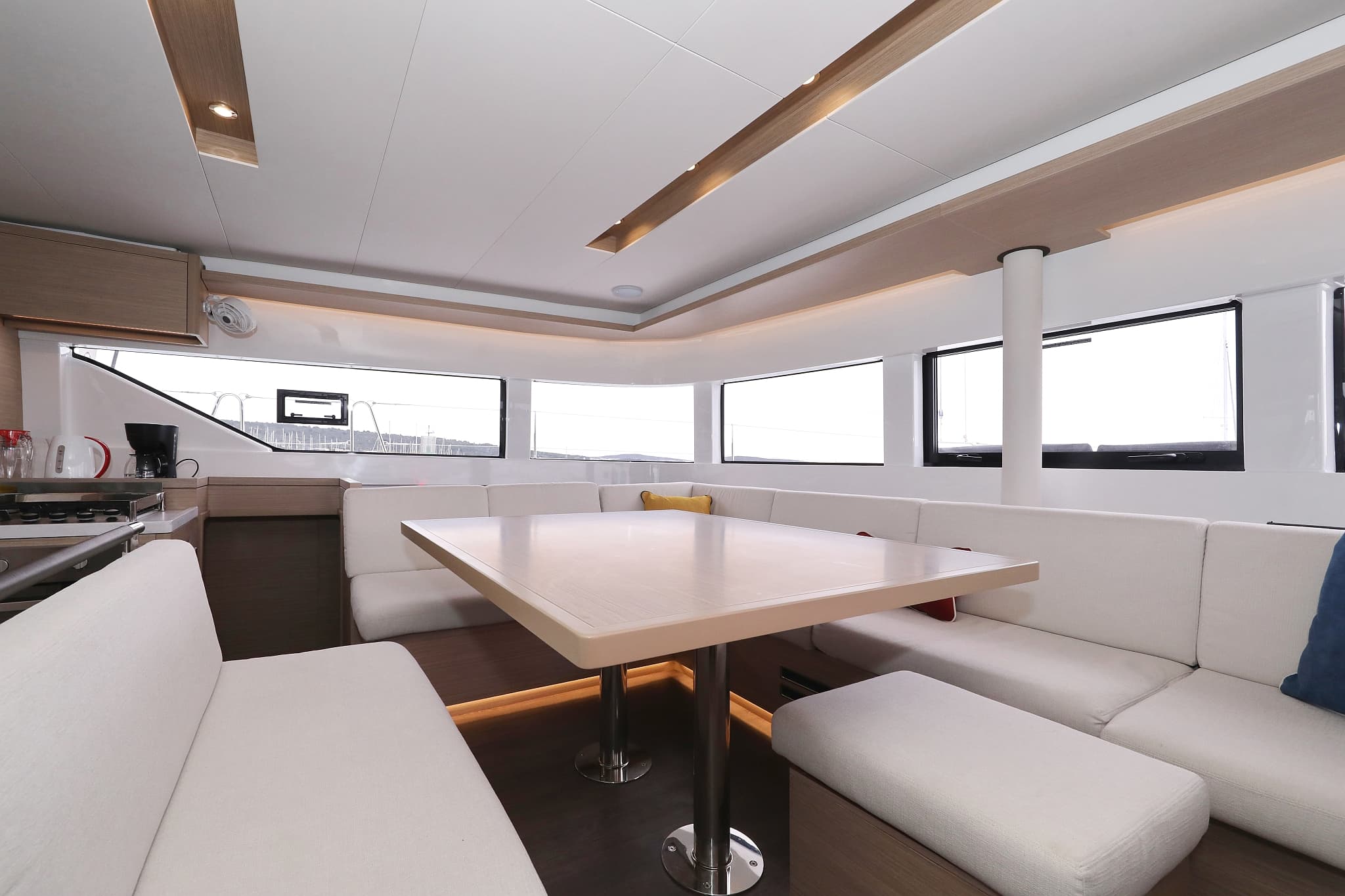 Lagoon 51 - photo 87