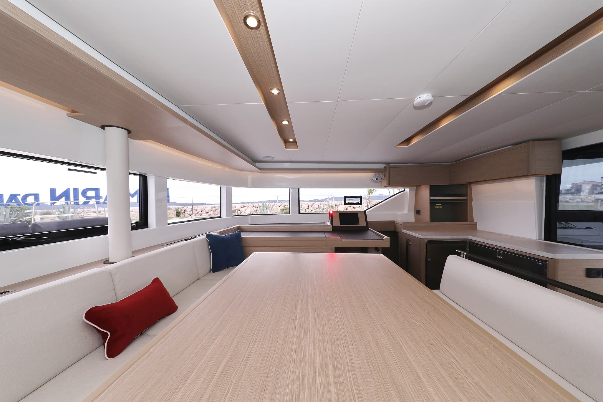 Lagoon 51 - photo 16