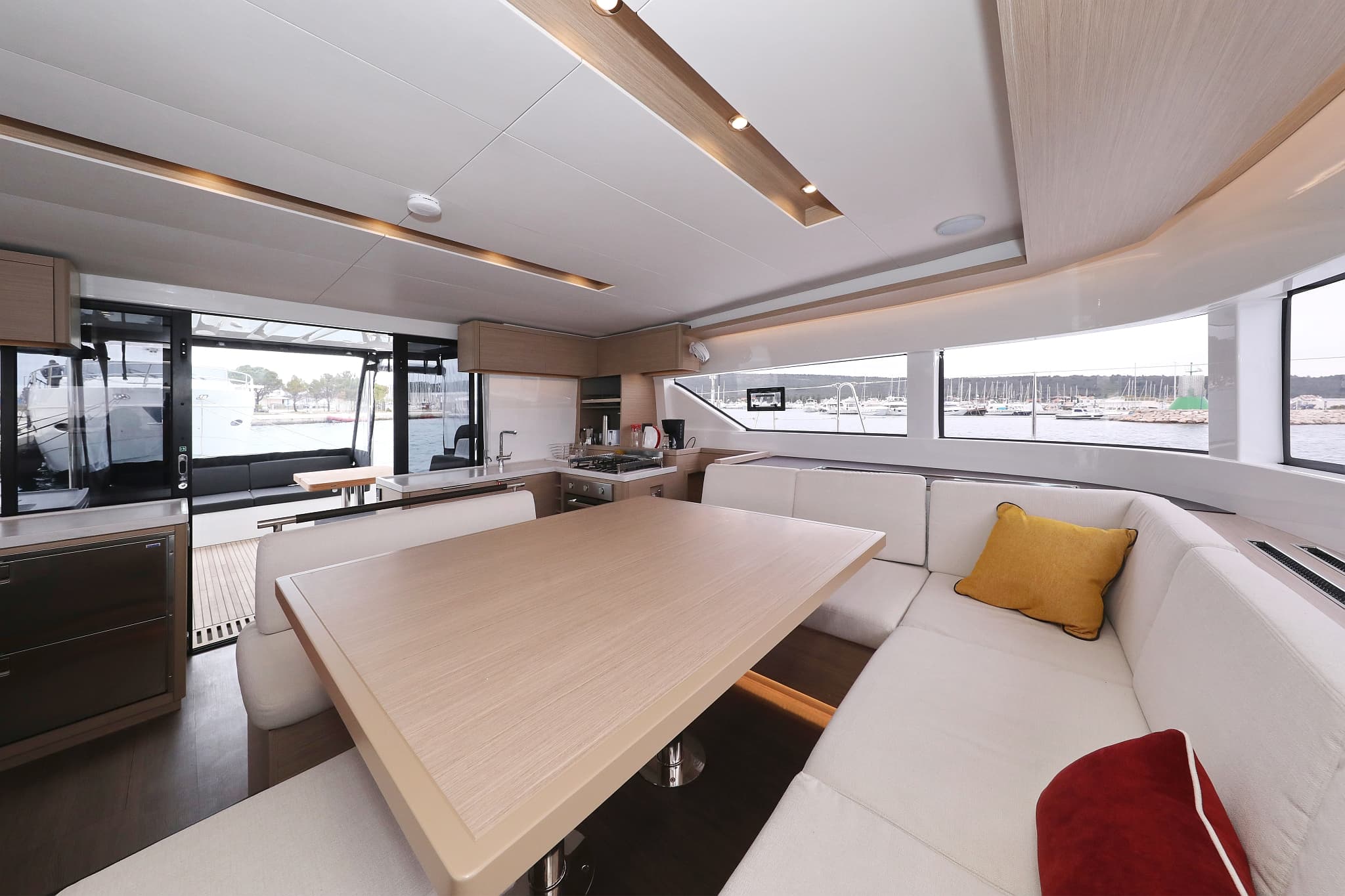 Lagoon 51 - photo 92