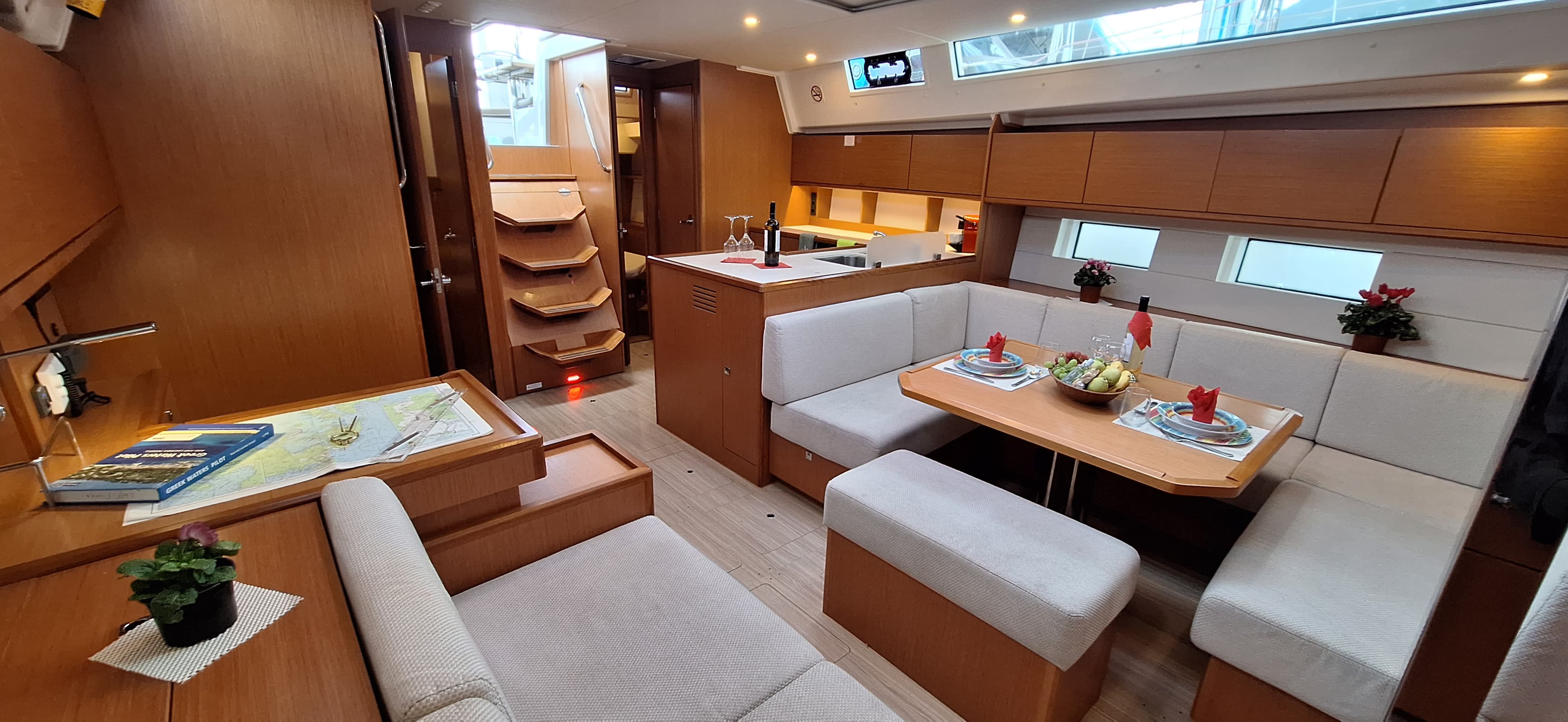 Bavaria C50 - photo 12