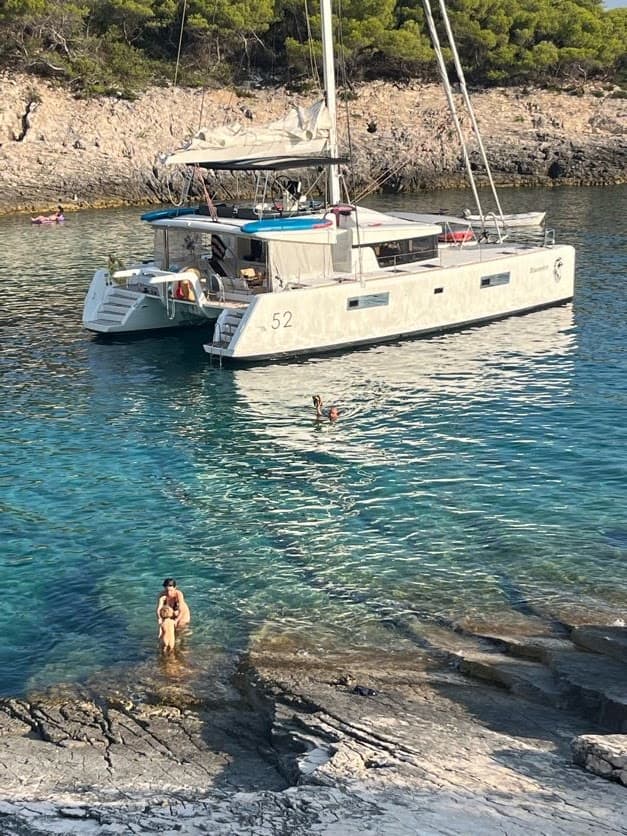 Lagoon 52F - photo 11