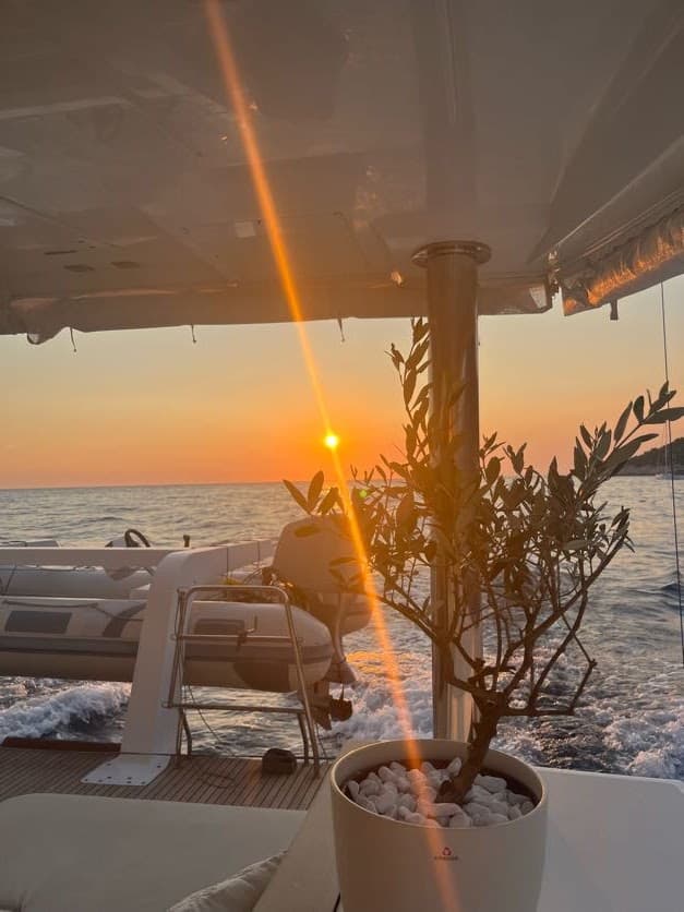 Lagoon 52F - photo 30