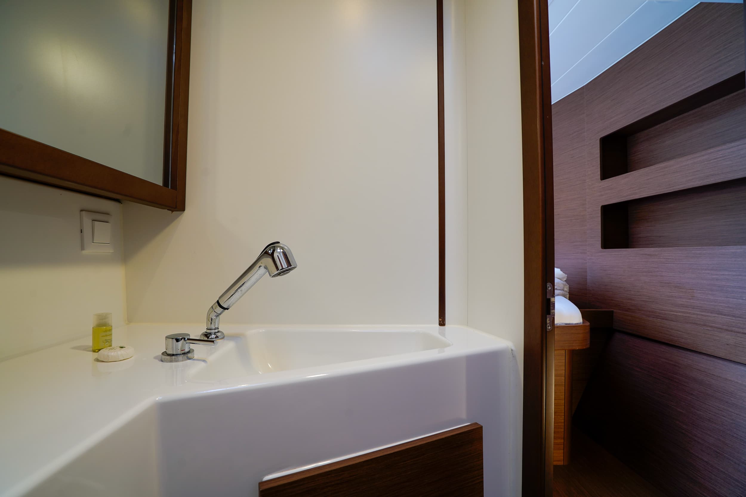 Lagoon 42 - photo 18