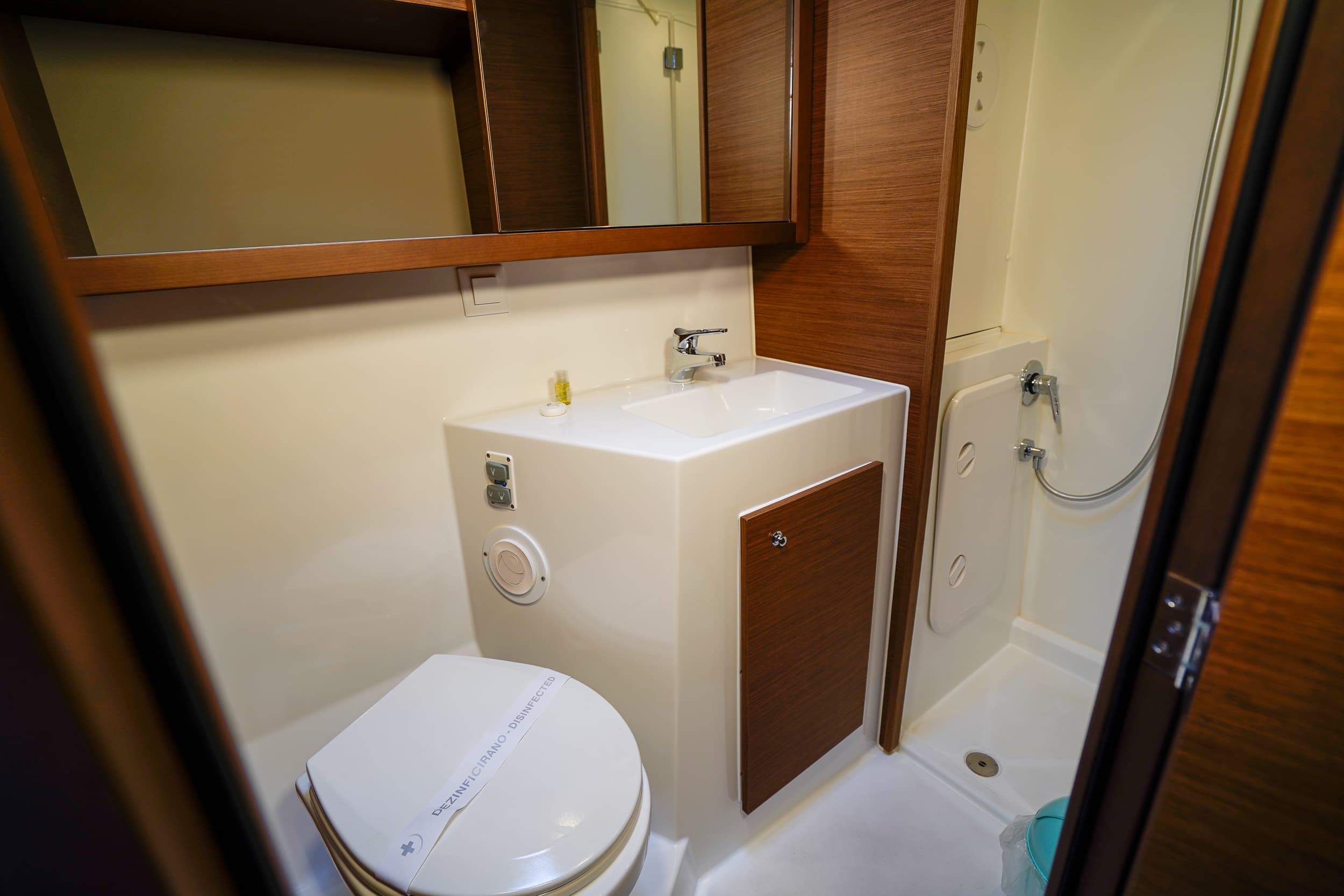 Lagoon 42 - photo 22