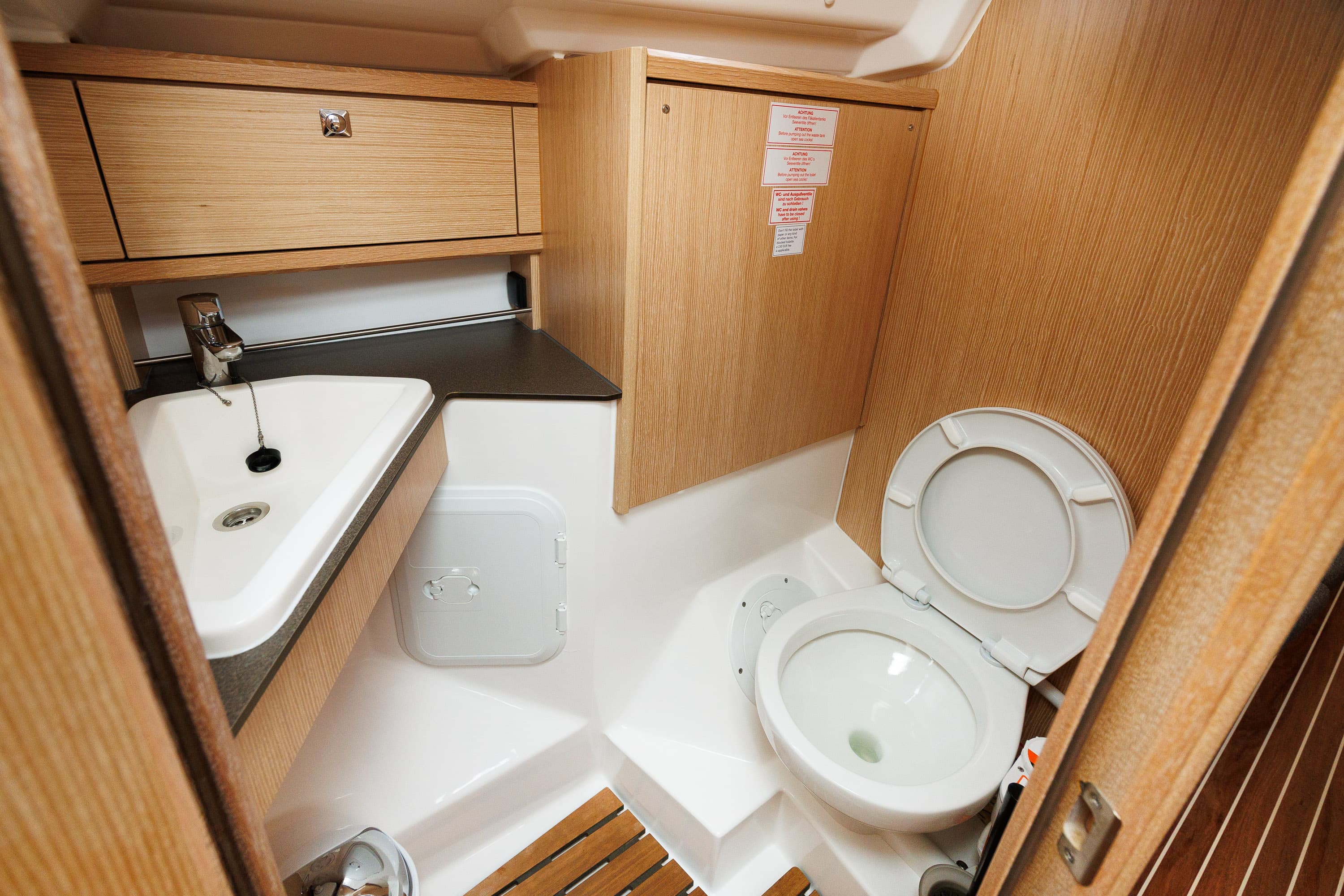 Bavaria Cruiser 34 Style - photo 12