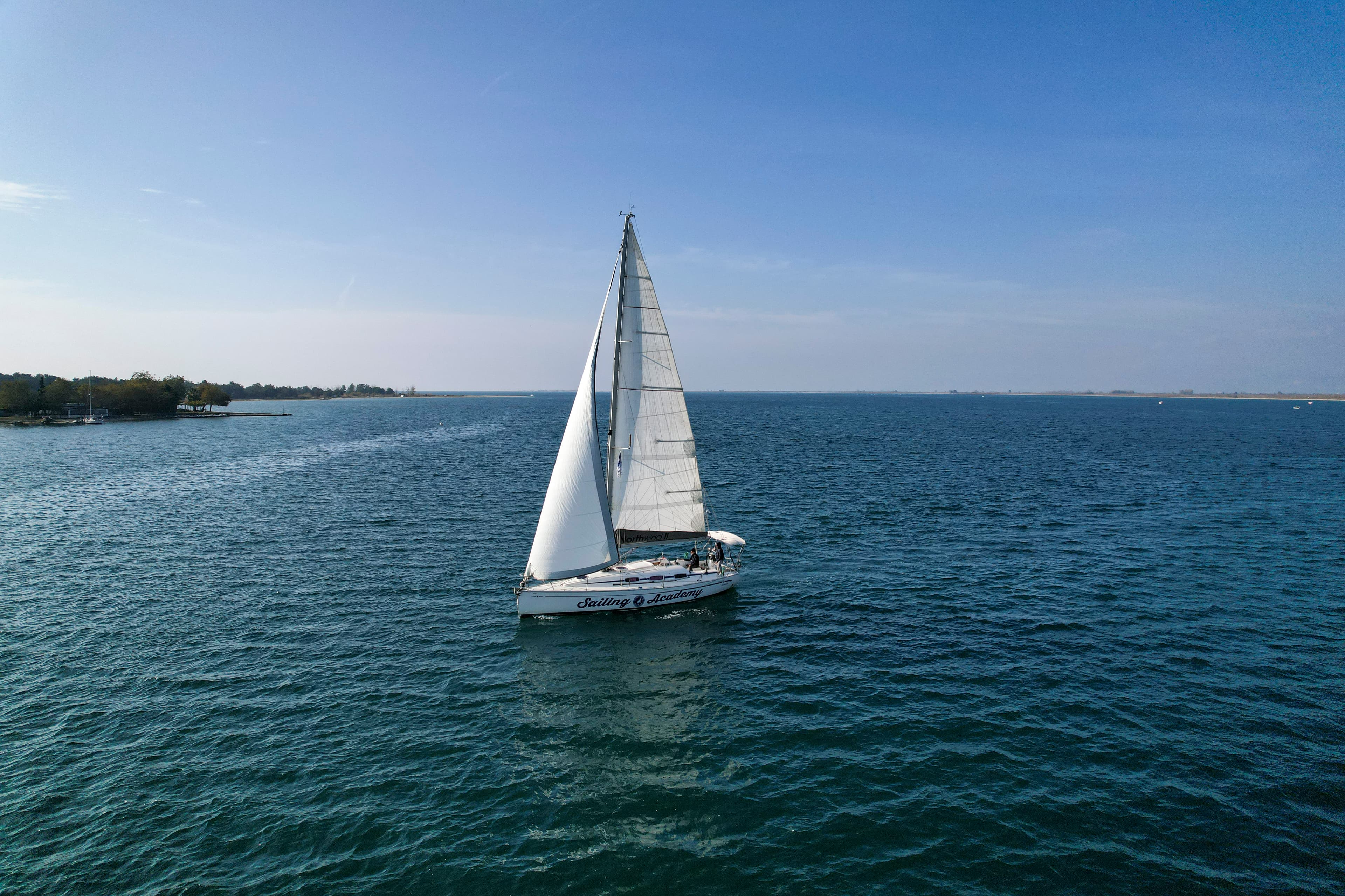 Bavaria 35 Match - photo 4