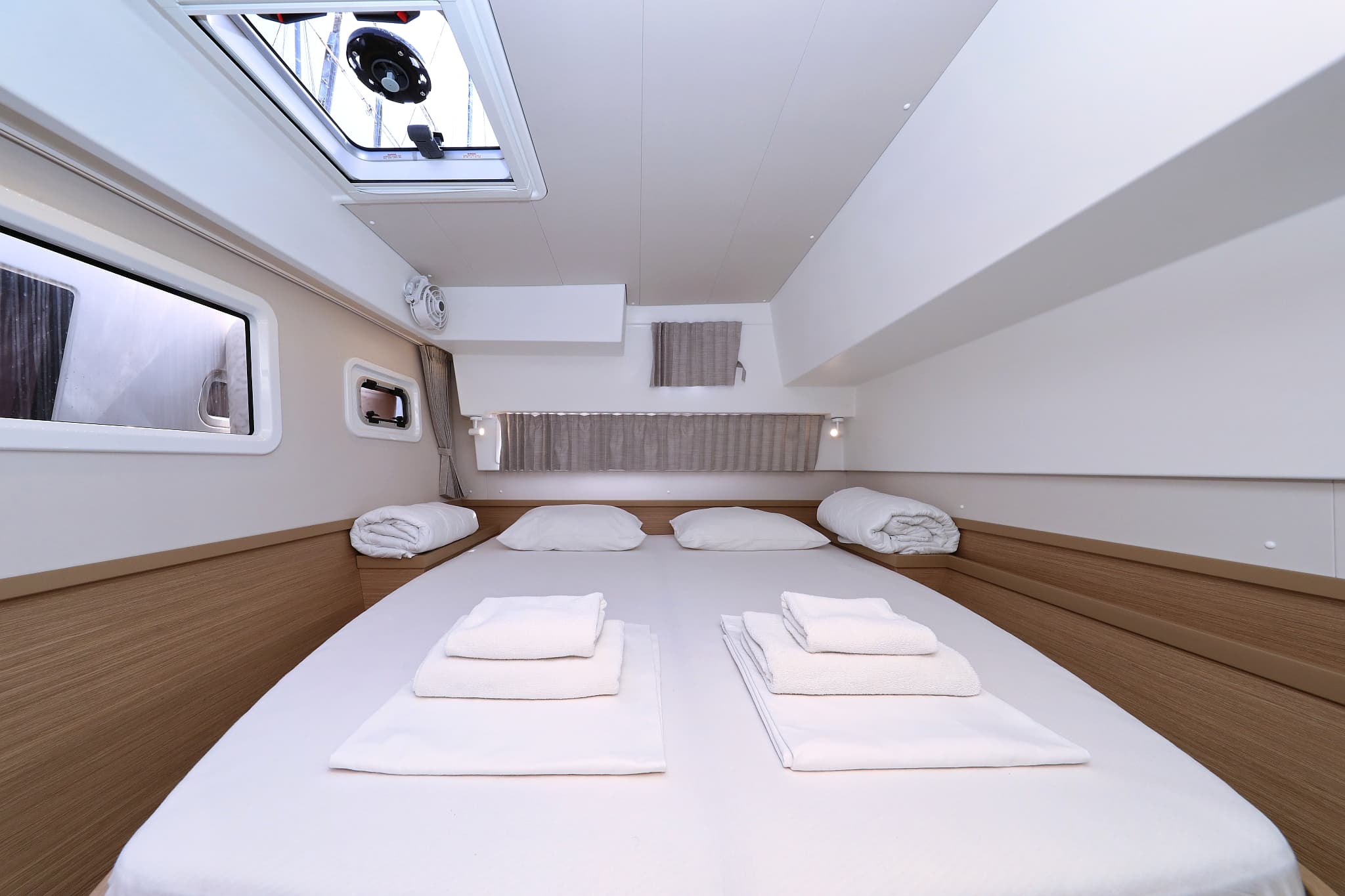 Lagoon 42 - photo 49