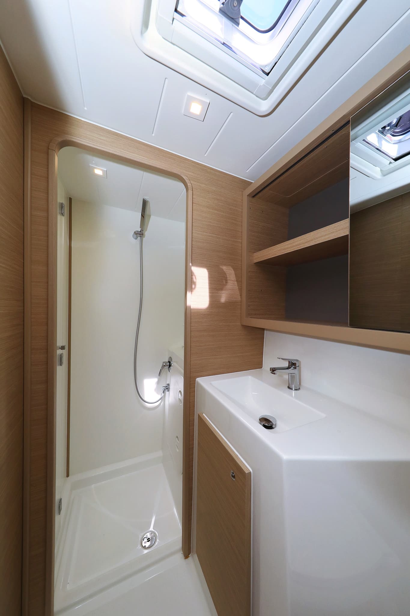 Lagoon 42 - photo 17