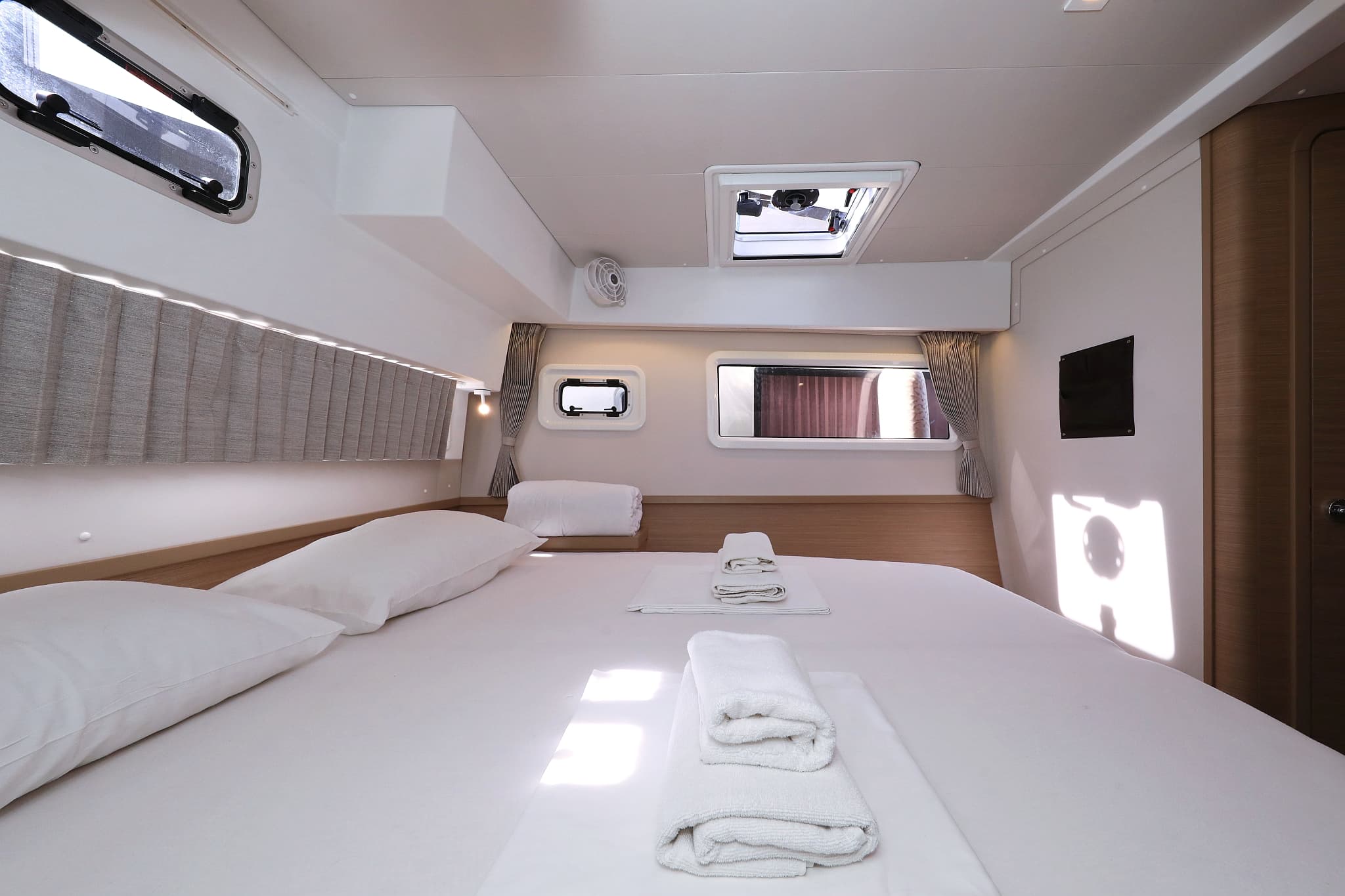 Lagoon 42 - photo 20