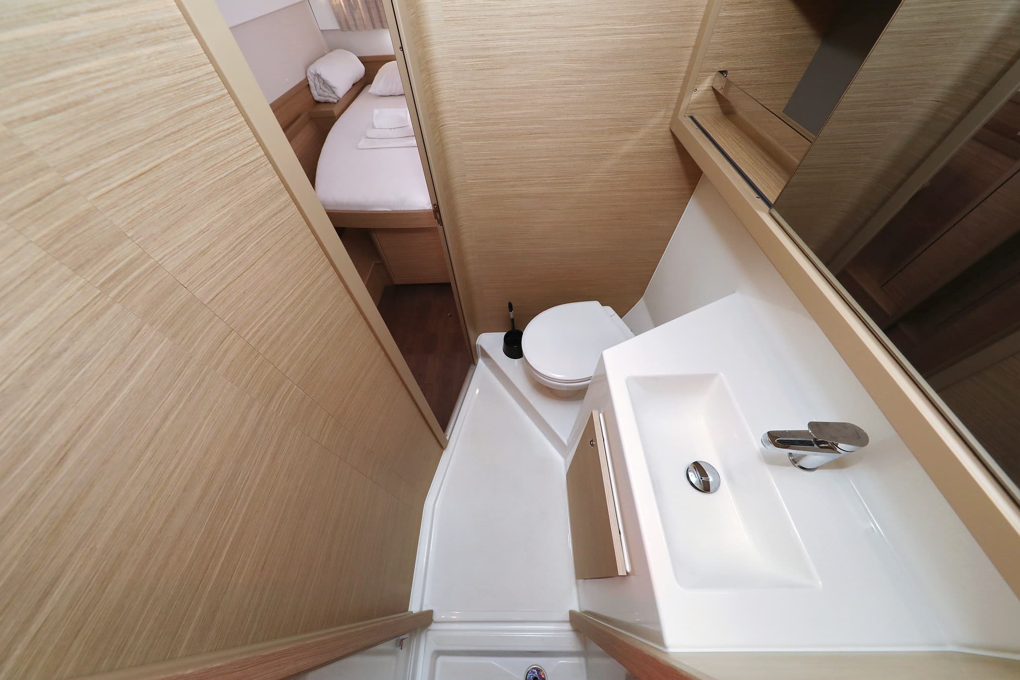 Lagoon 42 - photo 59