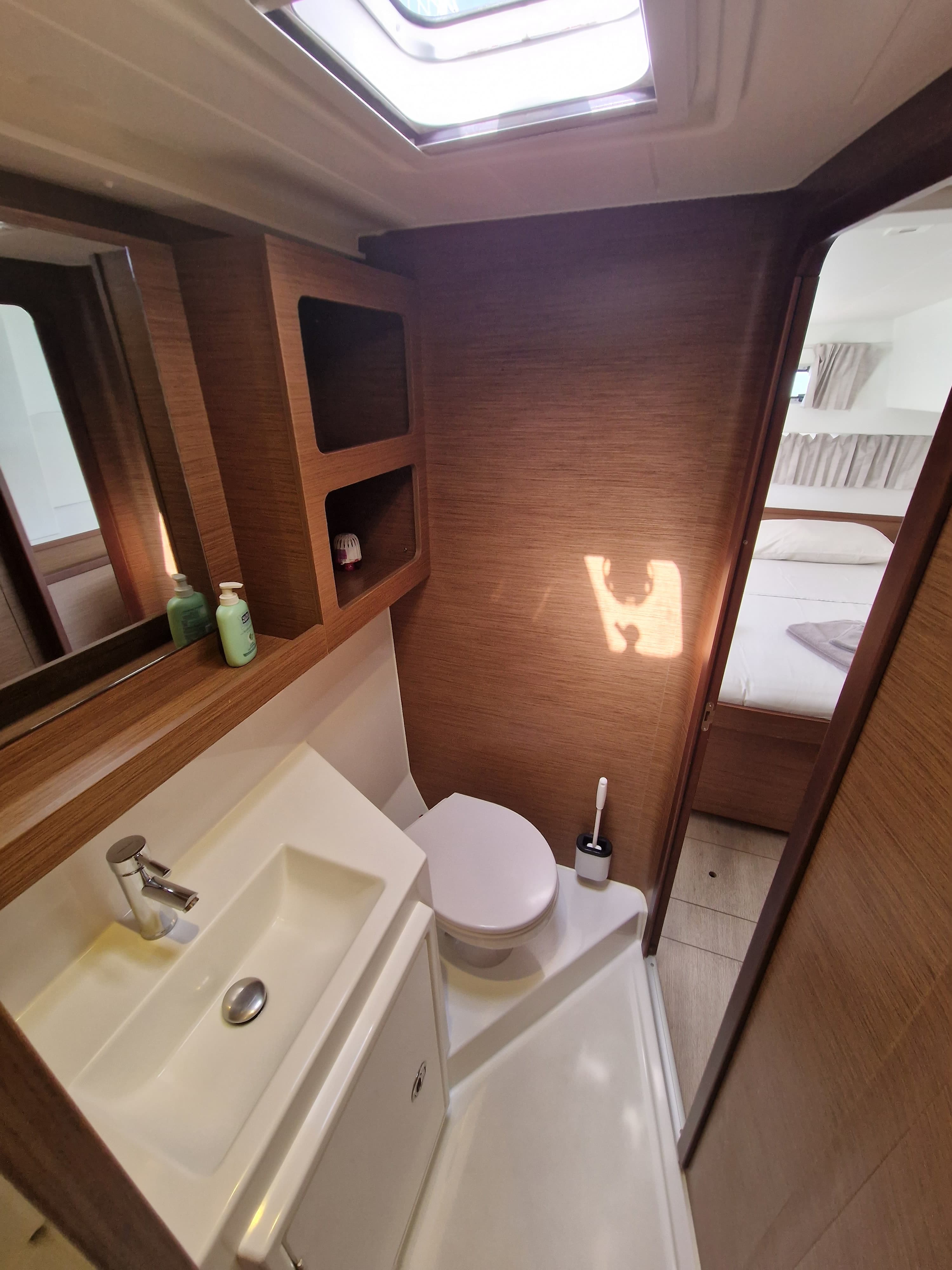 Lagoon 42 - photo 85