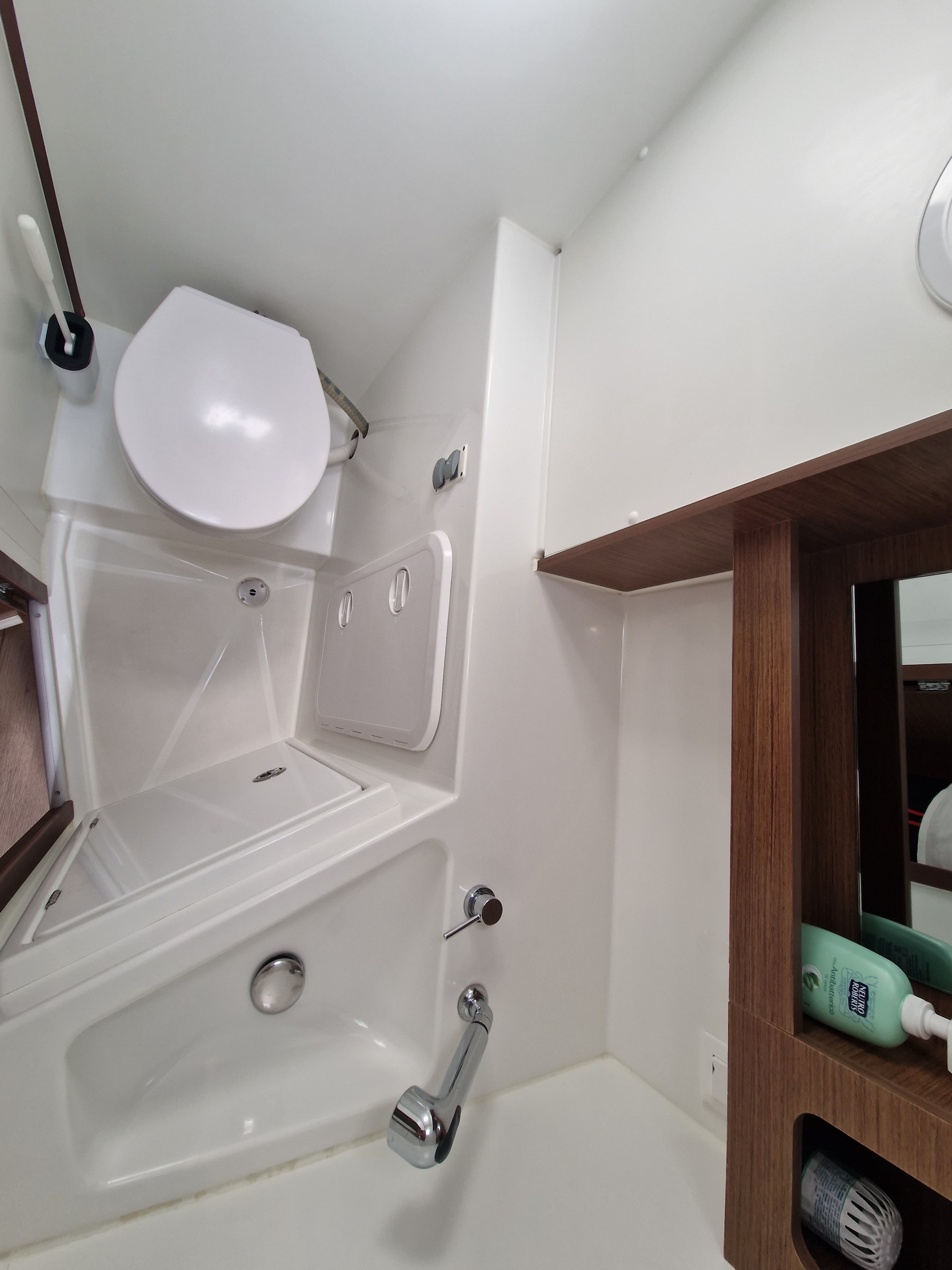 Lagoon 42 - photo 70