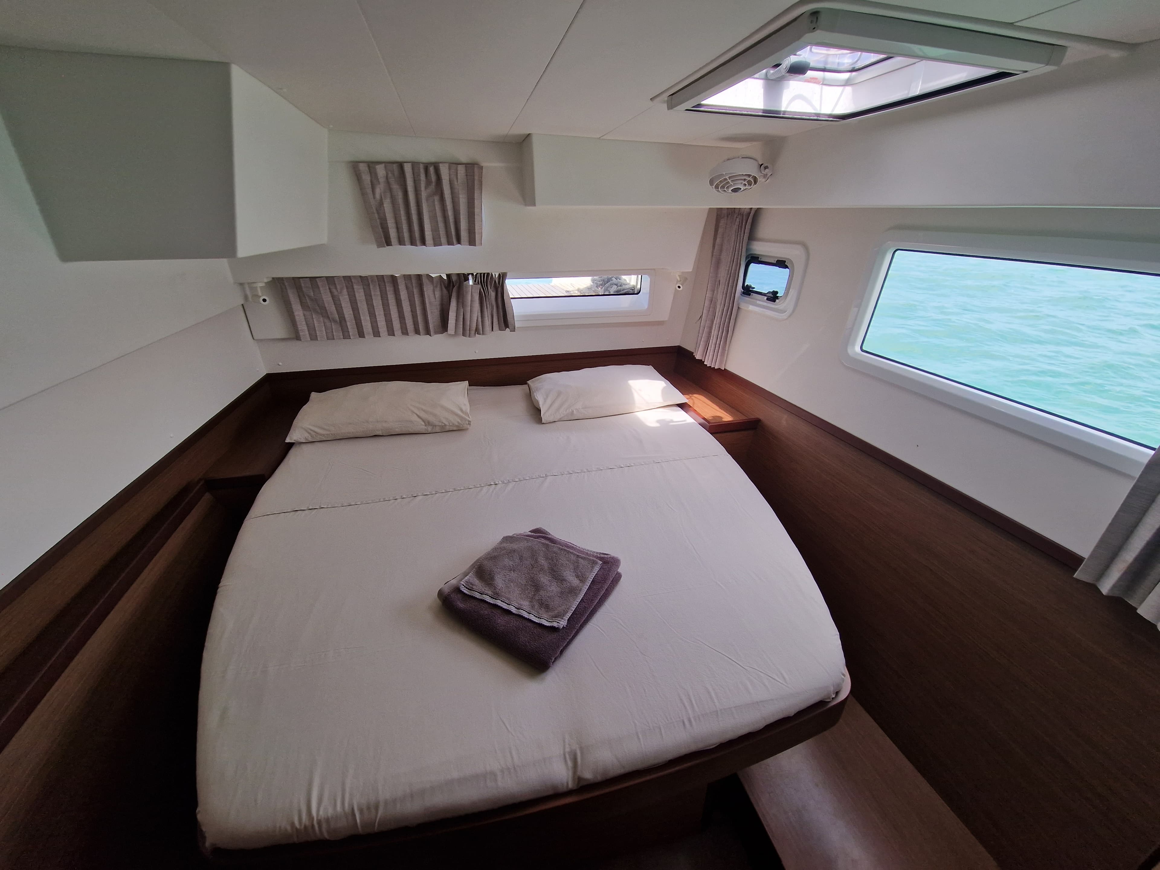 Lagoon 42 - photo 38