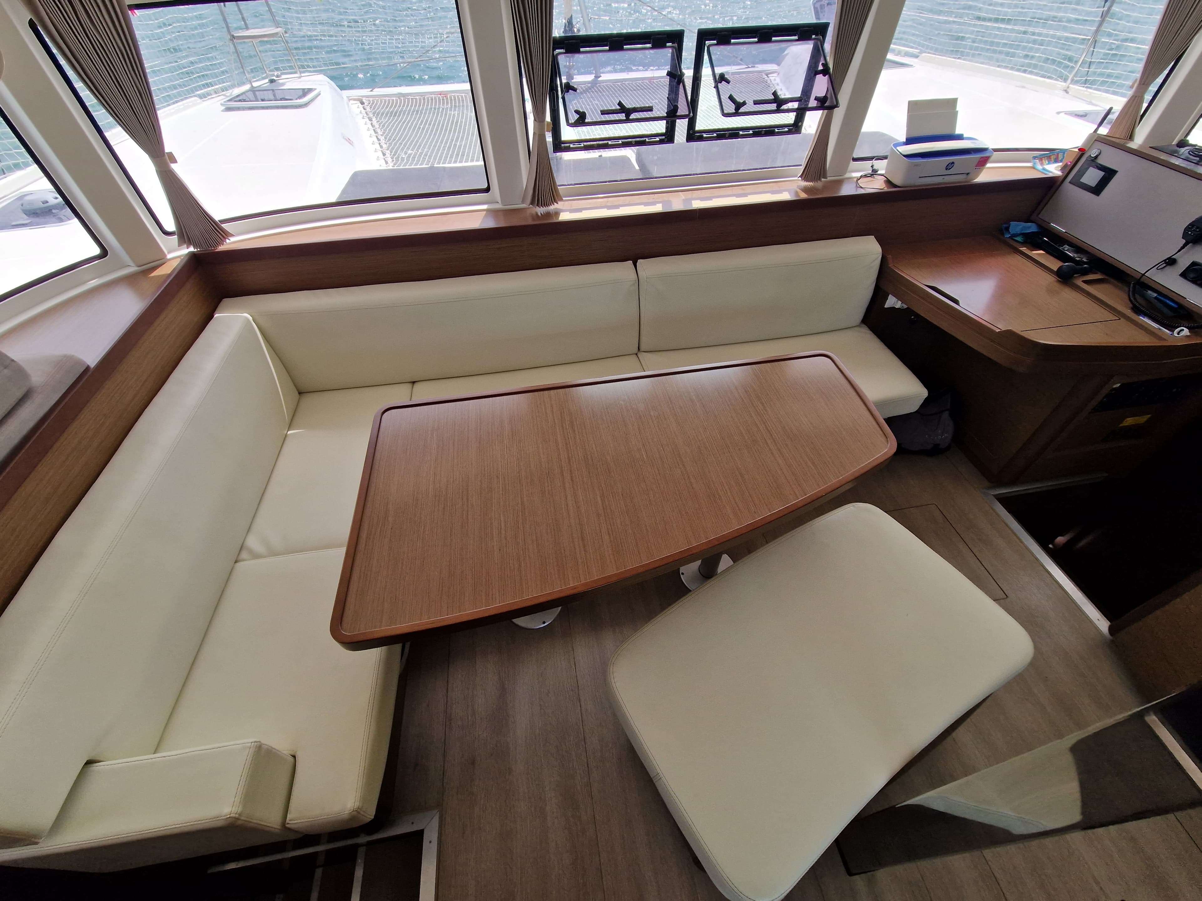 Lagoon 42 - photo 18