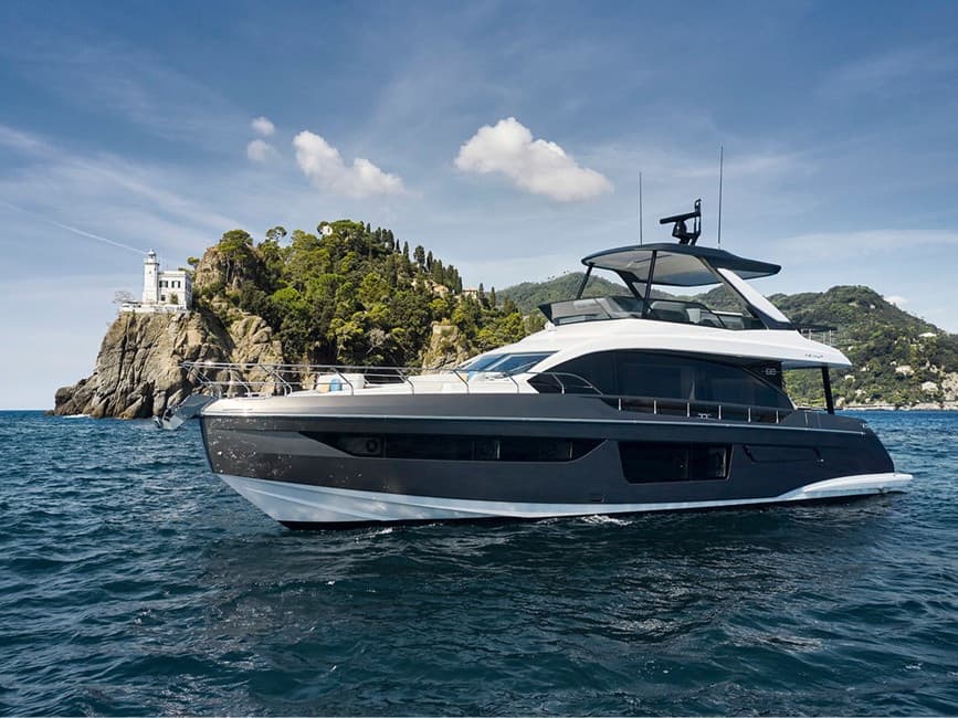 Azimut 68 S - photo