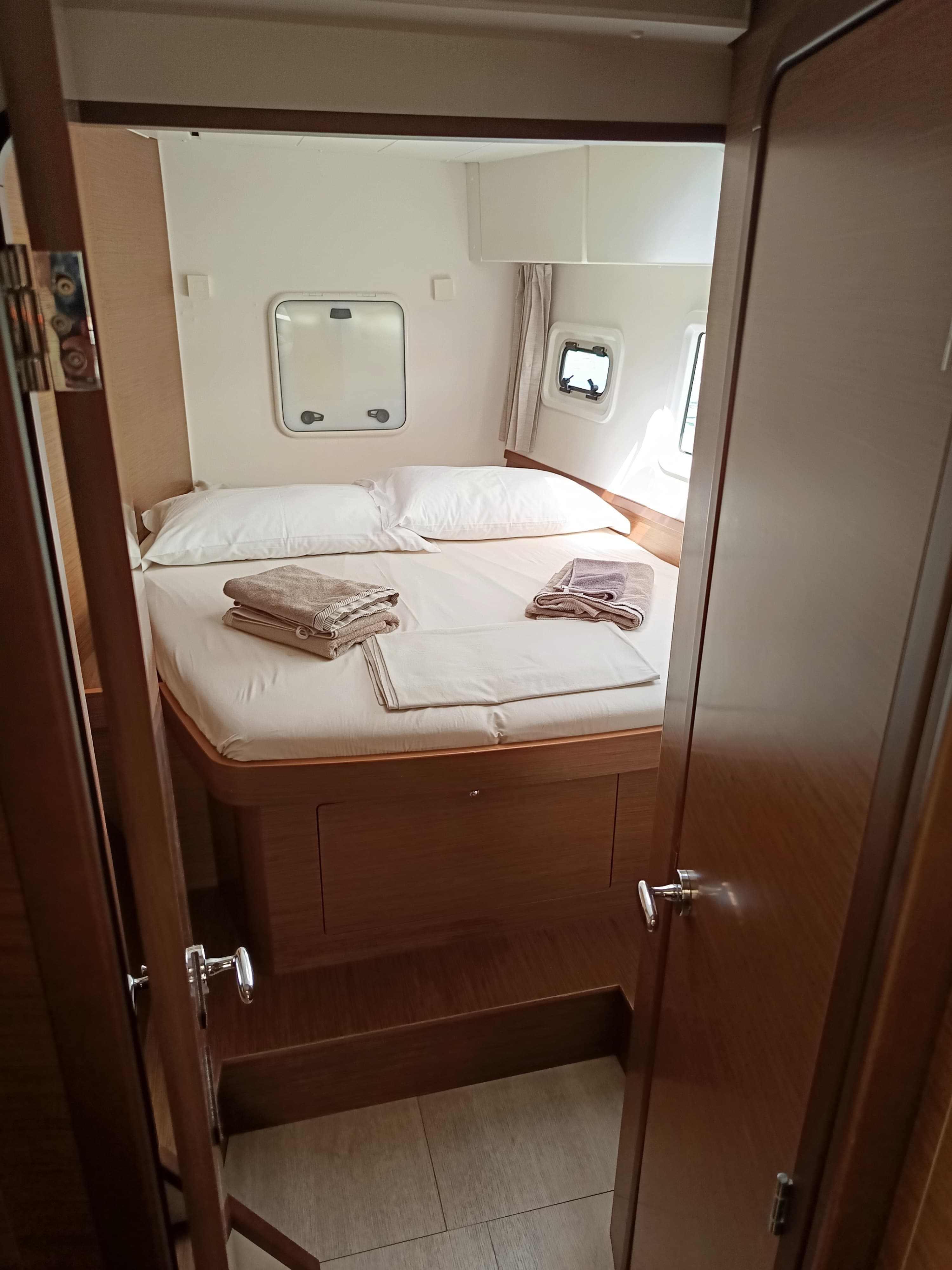 Lagoon 42 - photo 59