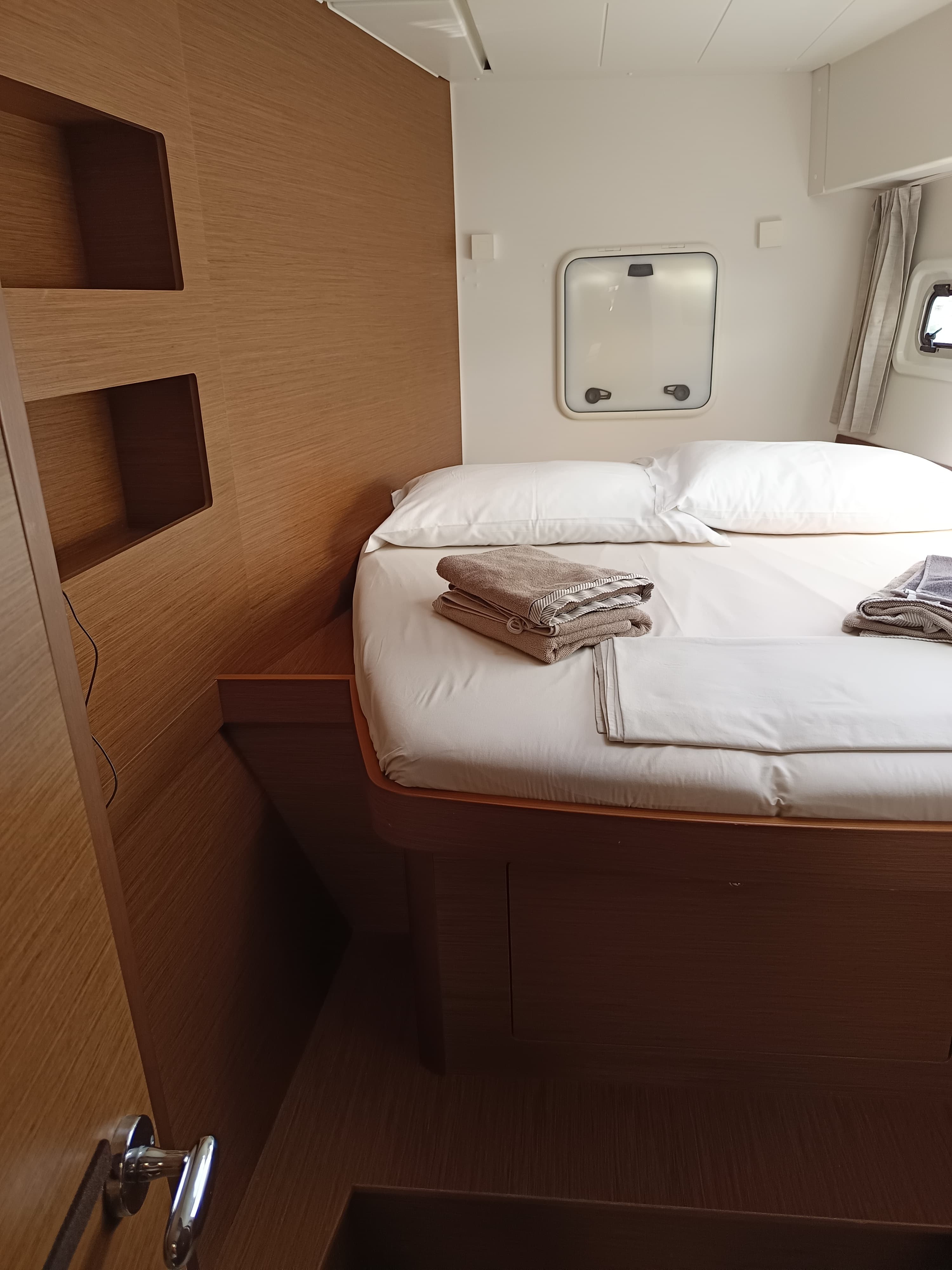 Lagoon 42 - photo 53